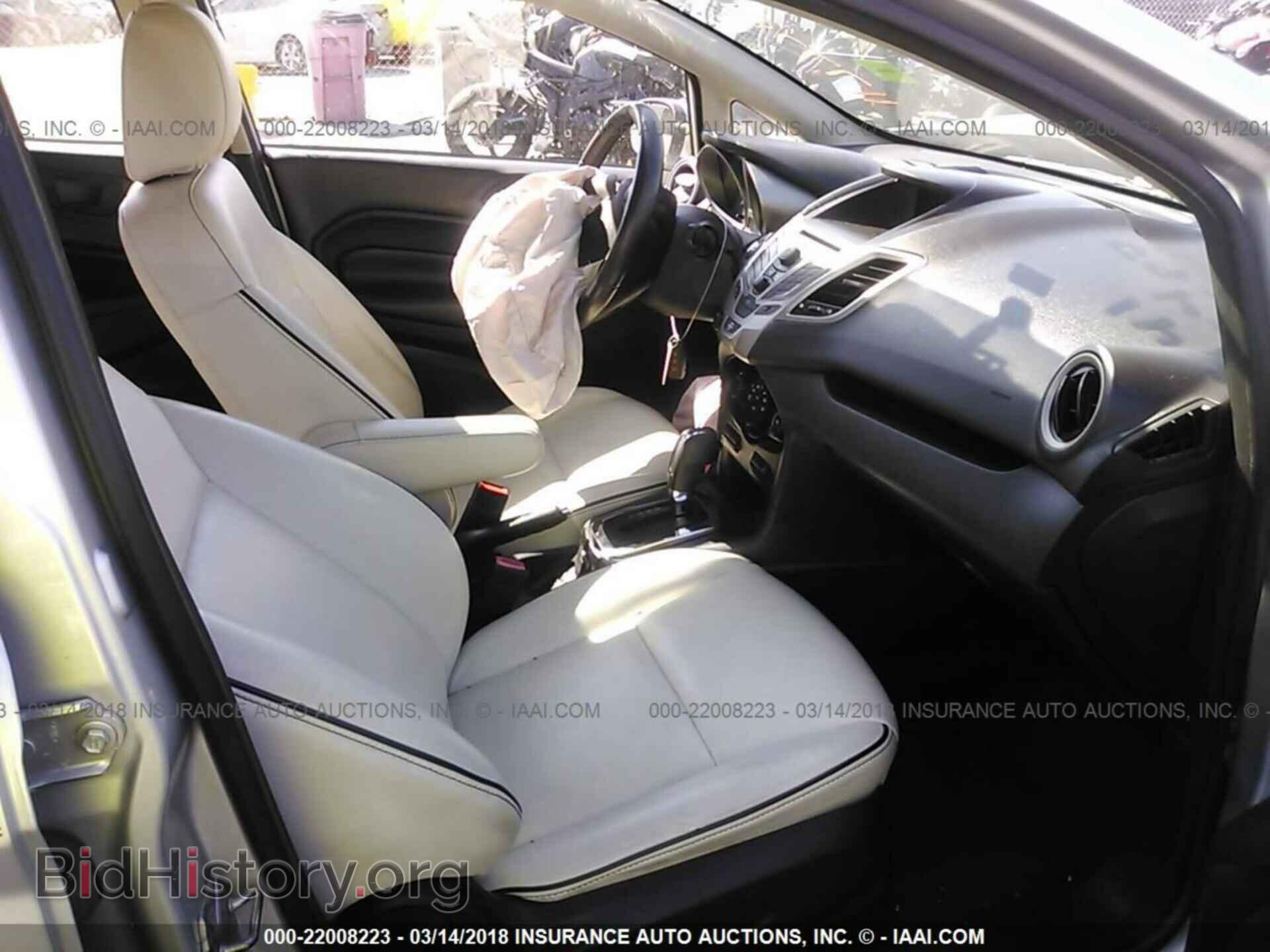 2013 Ford Fiesta - VIN: 3FADP4CJXDM117778 - Фото 5