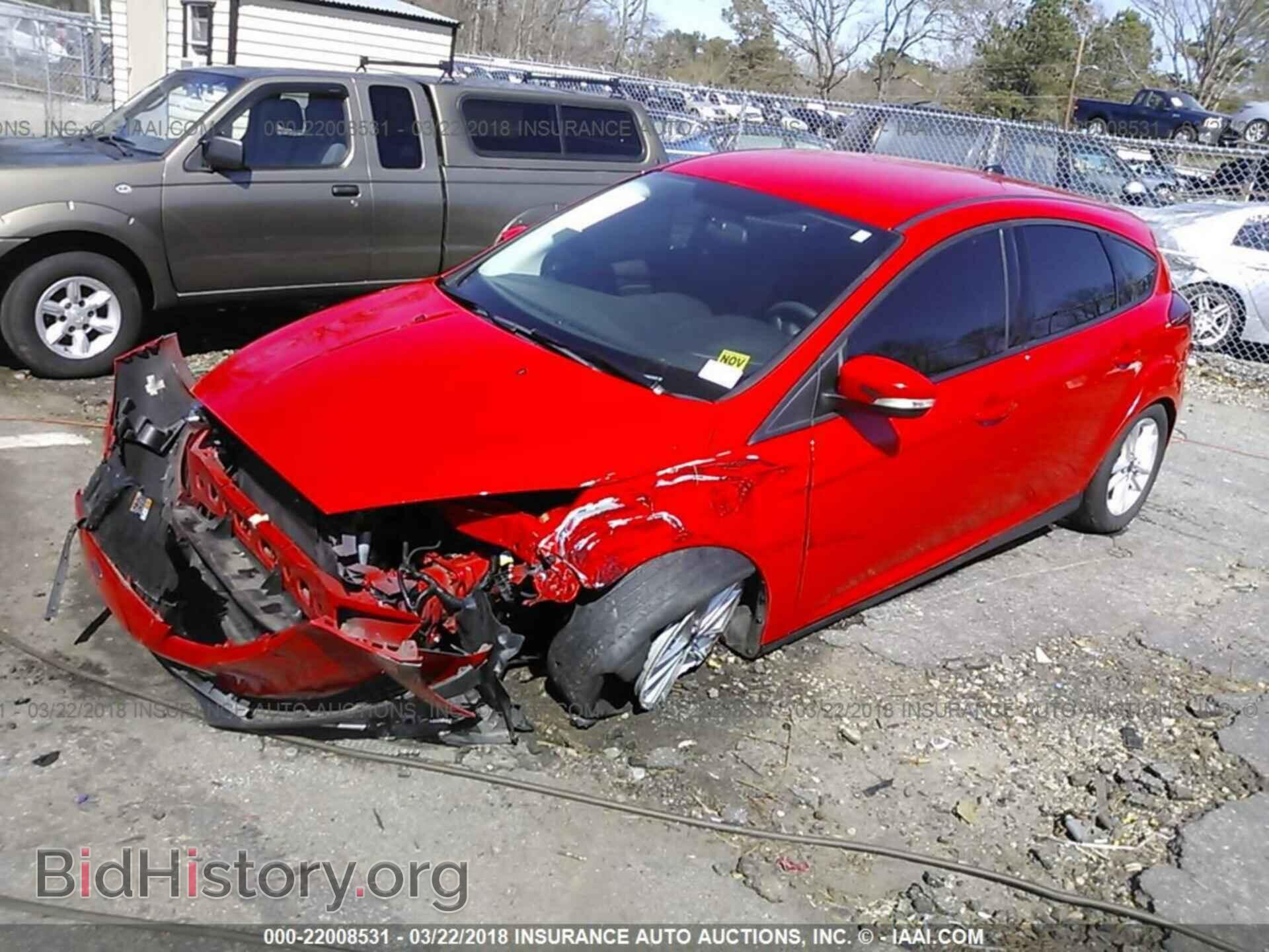 2015 Ford Focus - VIN: 1FADP3K2XFL315575 - Photo 2