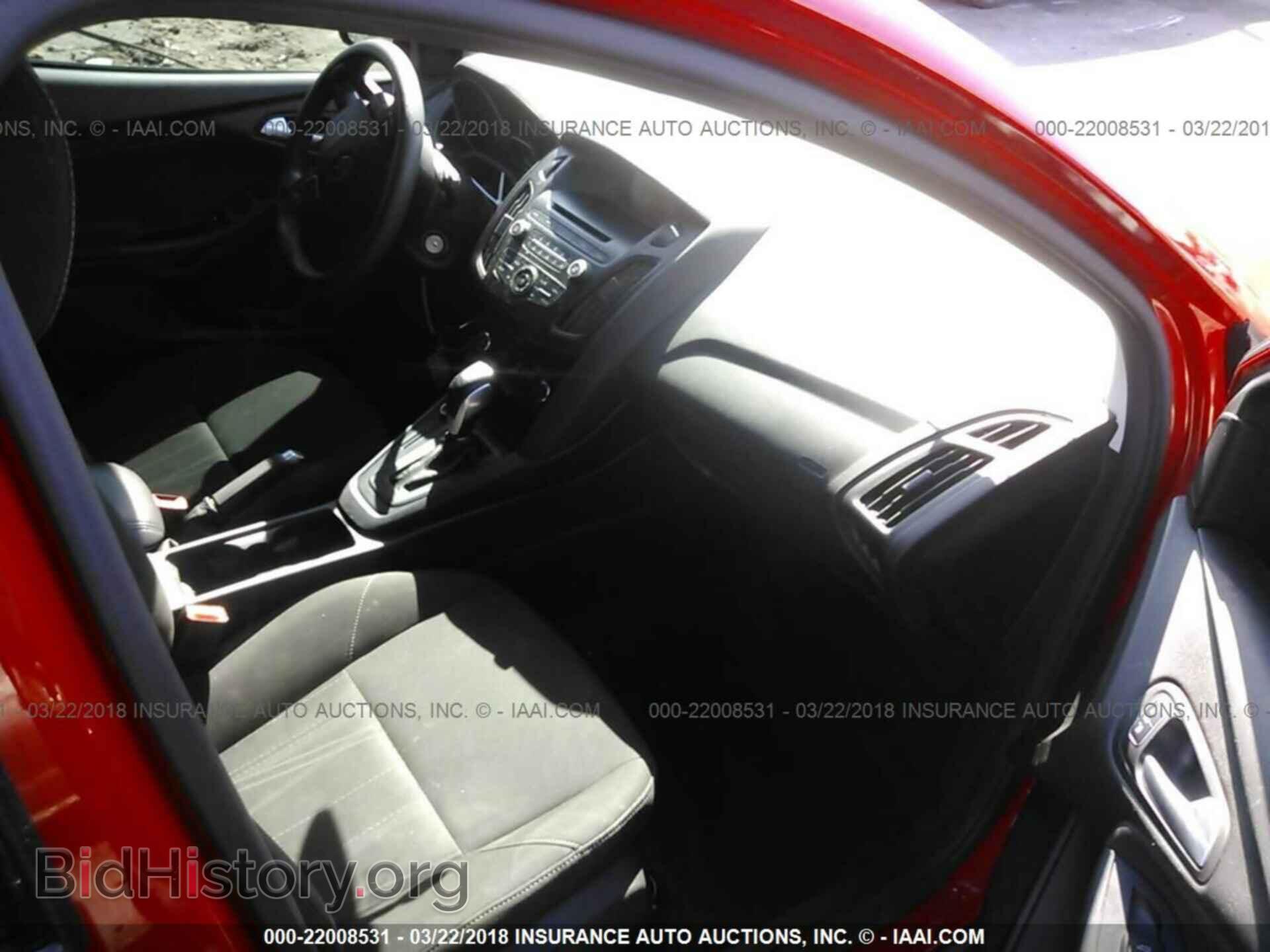 2015 Ford Focus - VIN: 1FADP3K2XFL315575 - Photo 5