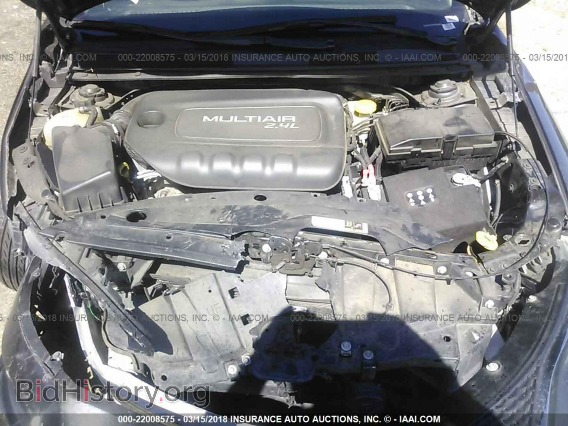 2015 Chrysler 200 - VIN: 1C3CCCAB2FN602047 - Photo 10