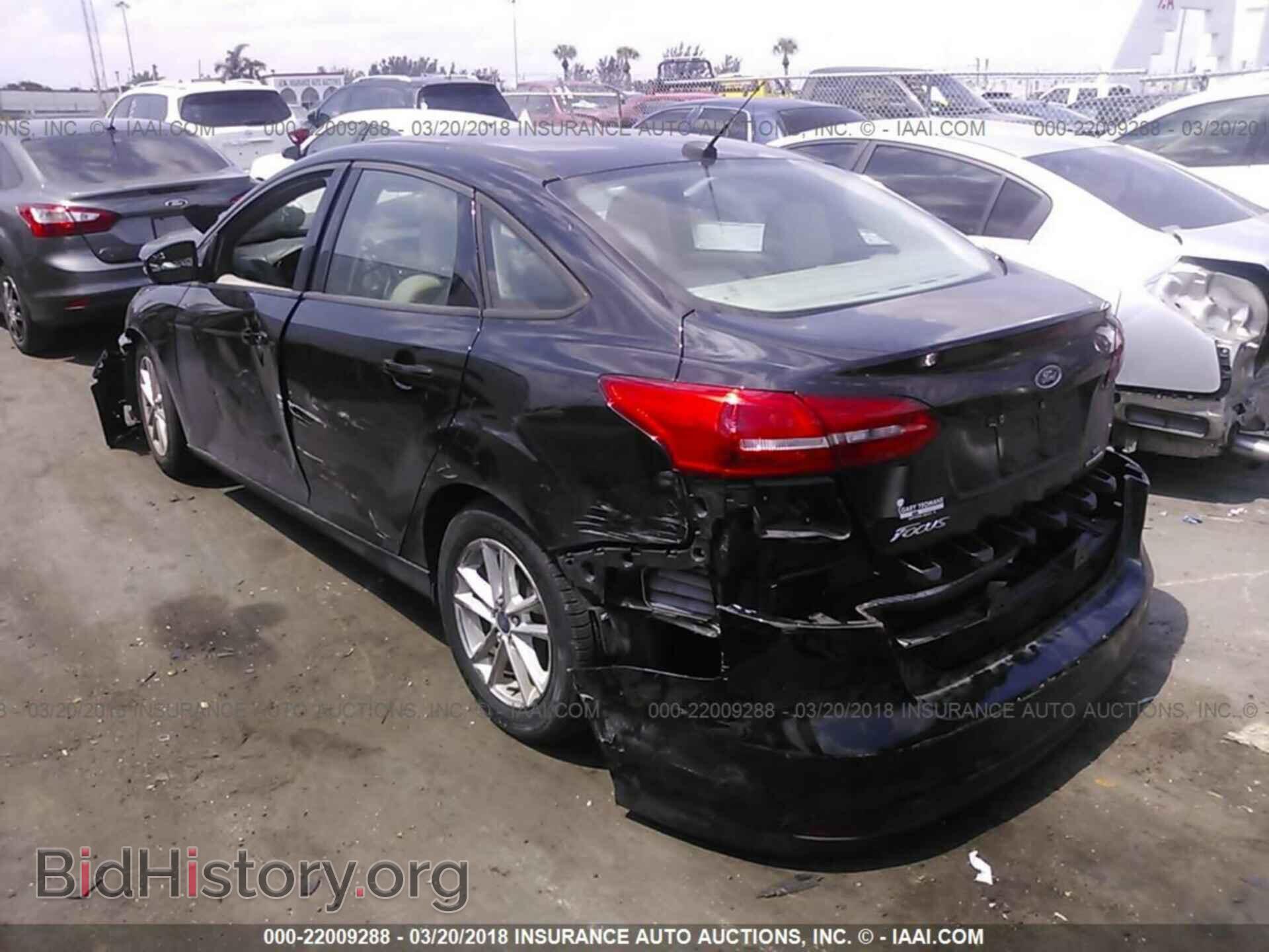 2016 Ford Focus - VIN: 1FADP3F23GL274184 - Фото 3