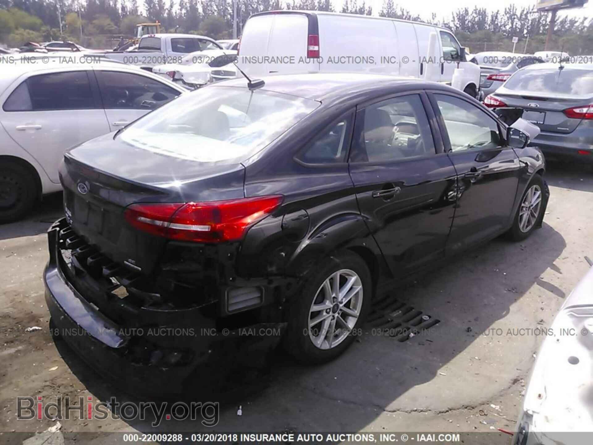 2016 Ford Focus - VIN: 1FADP3F23GL274184 - Фото 4