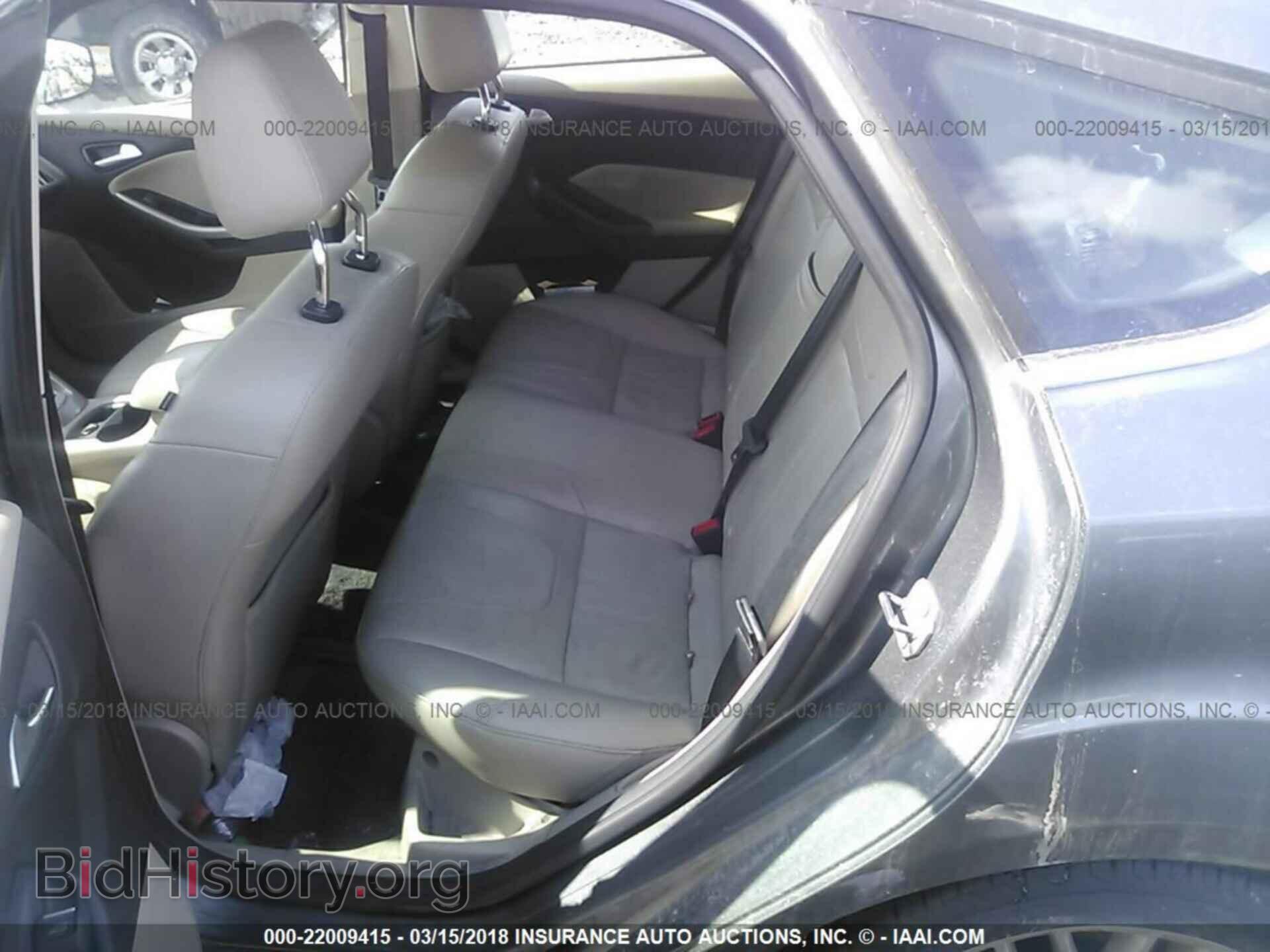 2012 Ford Focus - VIN: 1FAHP3M2XCL180088 - Фото 8