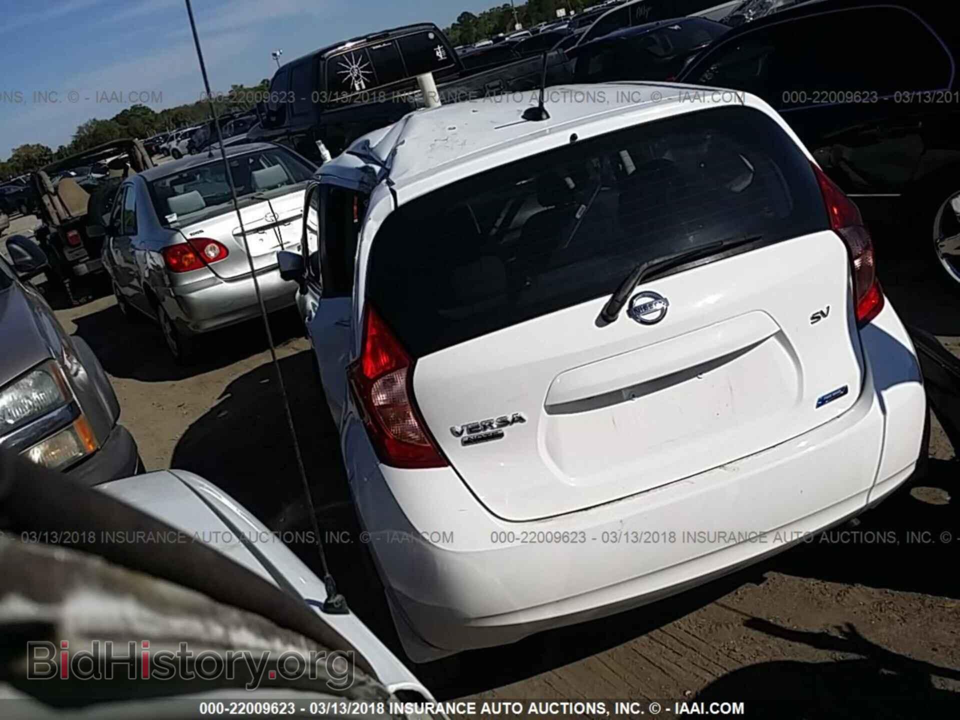 2016 Nissan Versa note - VIN: 3N1CE2CP2GL356064 - Photo 3