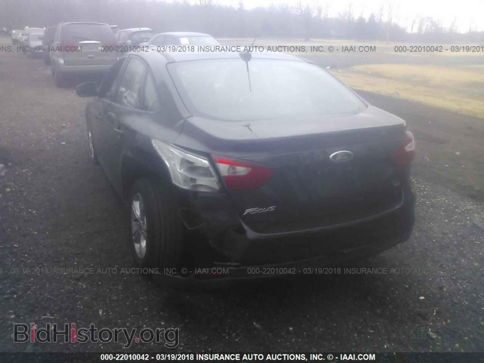 2013 Ford Focus - VIN: 1FADP3F27DL166677 - Photo 3