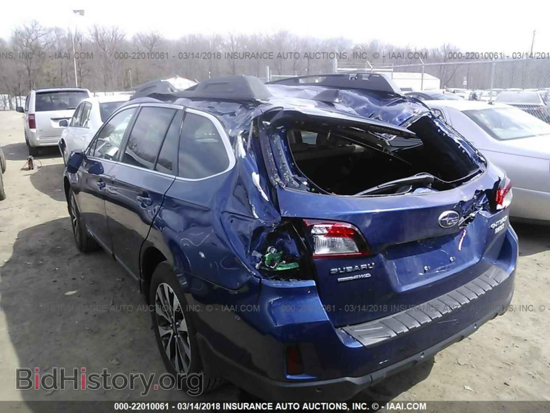2017 Subaru Outback - VIN: 4S4BSANC4H3383782 - Фото 3