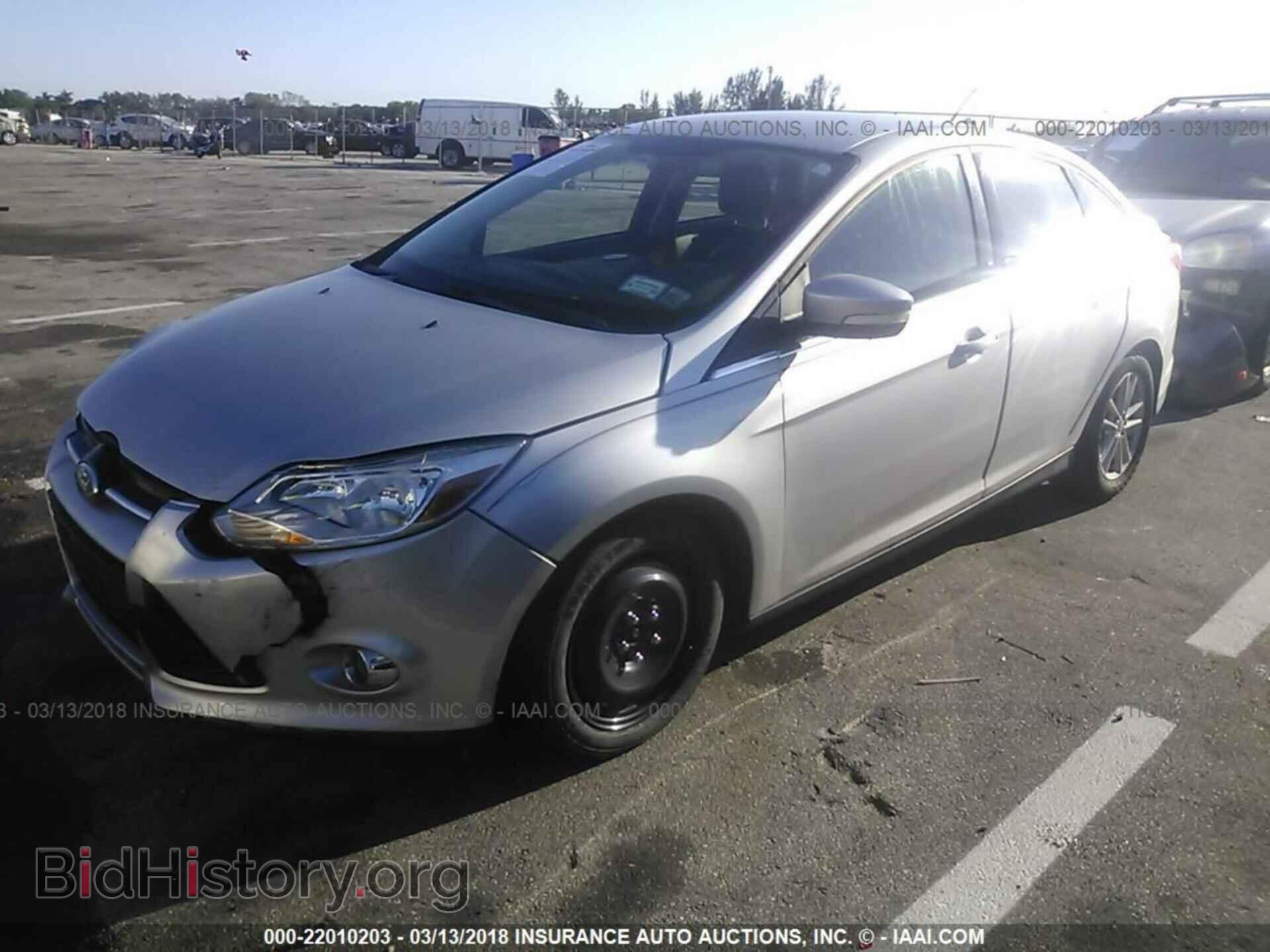 2012 Ford Focus - VIN: 1FAHP3H29CL357739 - Фото 2
