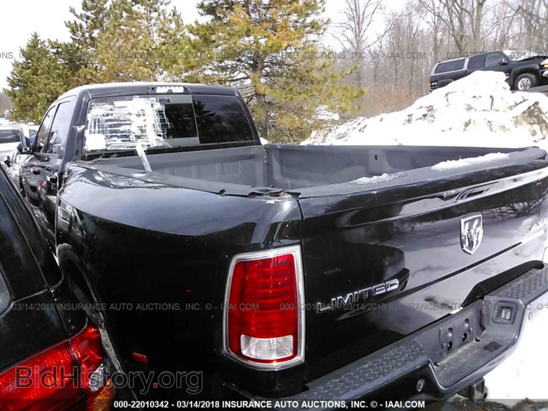 2014 Ram 3500 - VIN: 3C63RRKL3EG143534 - Фото 3