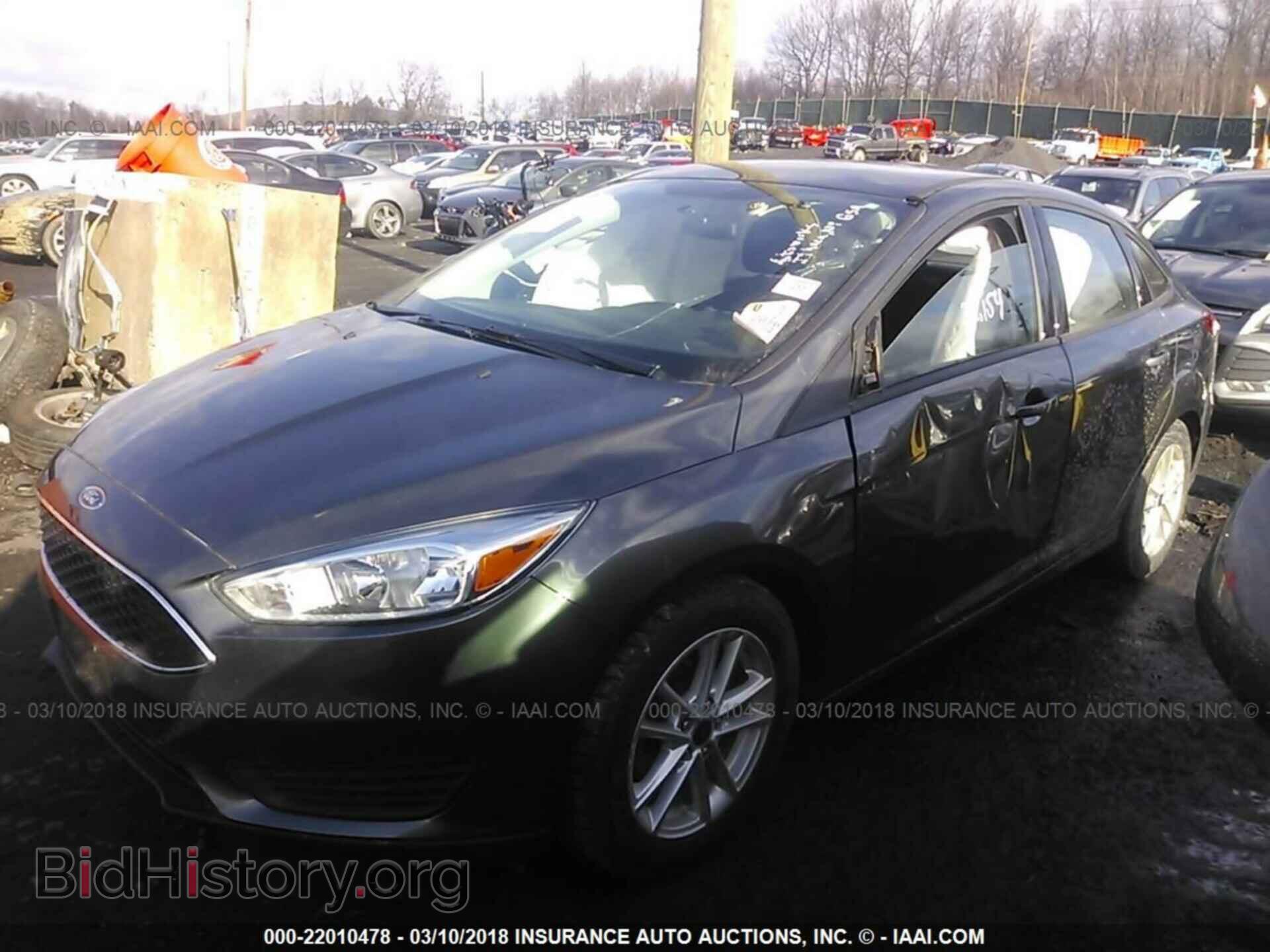 2016 Ford Focus - VIN: 1FADP3F25GL346258 - Фото 2