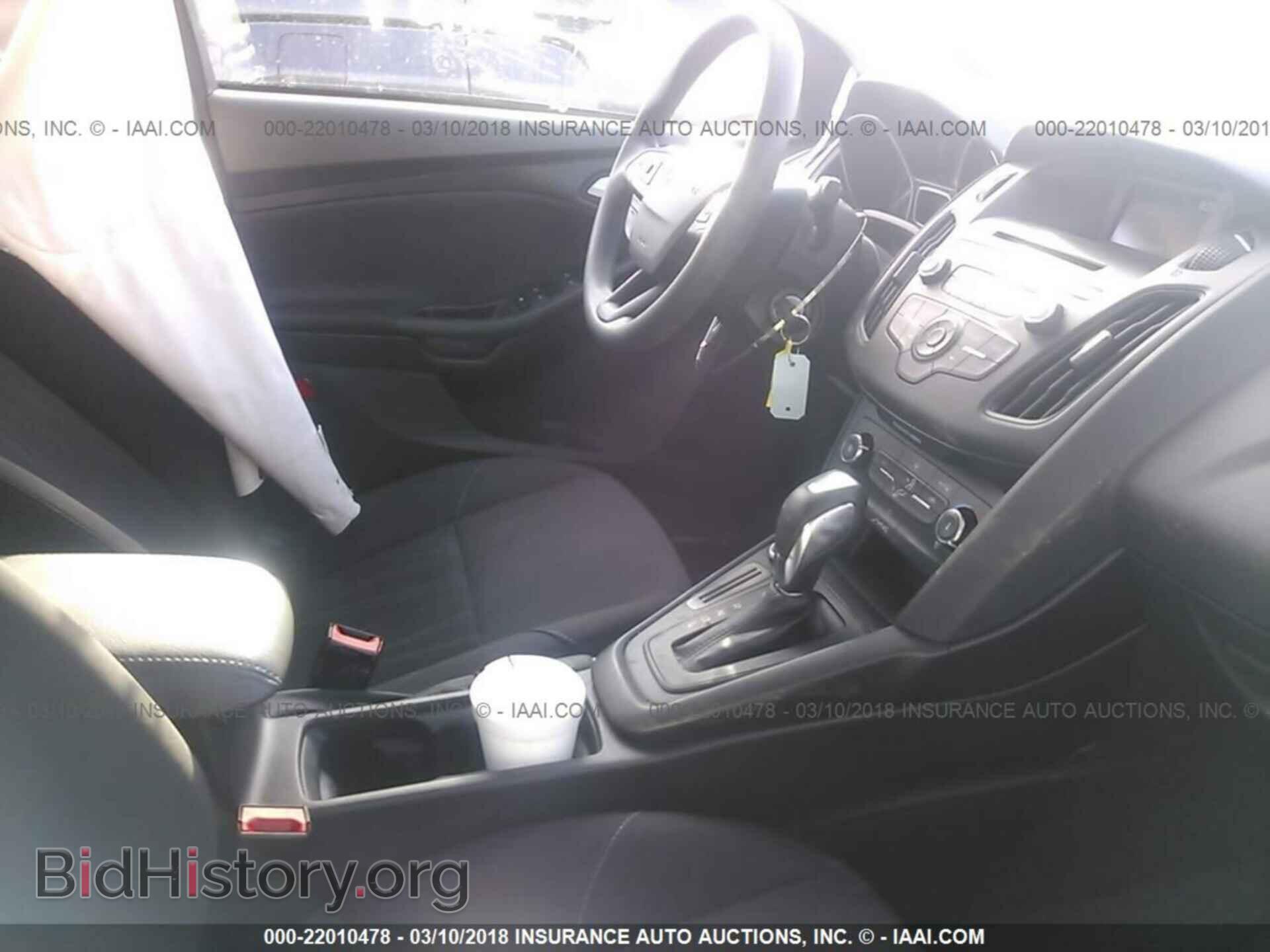 2016 Ford Focus - VIN: 1FADP3F25GL346258 - Фото 5