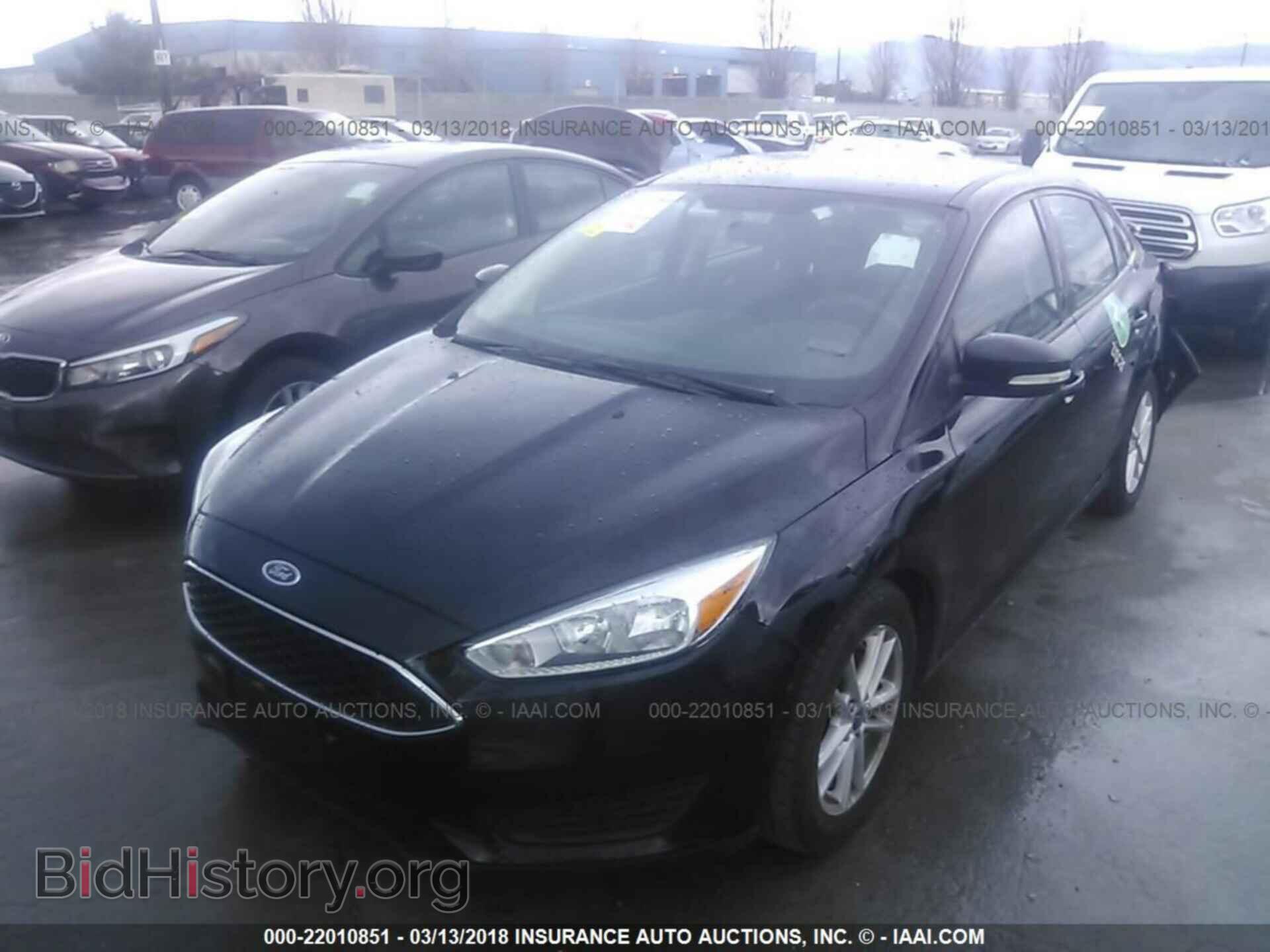 2016 Ford Focus - VIN: 1FADP3F26GL286443 - Фото 2