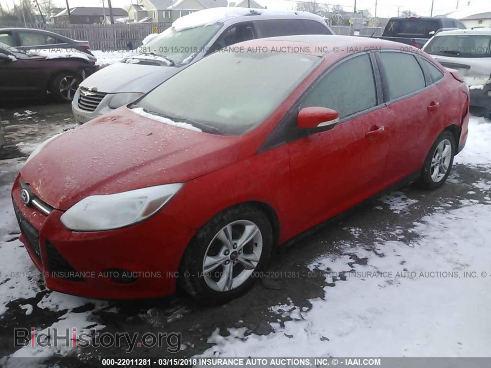2014 Ford Focus - VIN: 1FADP3F24EL287541 - Фото 2