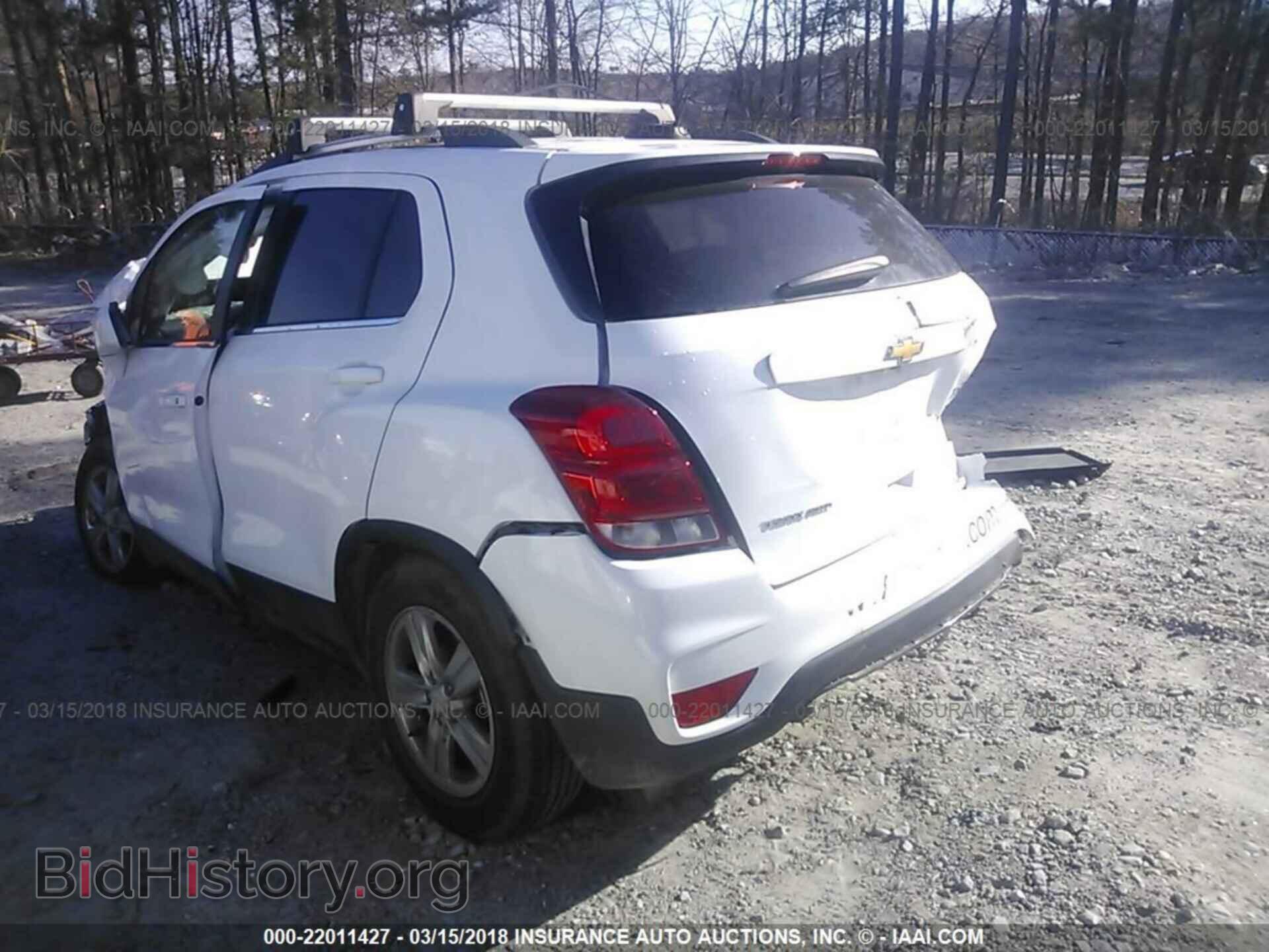 2017 Chevrolet Trax - VIN: 3GNCJPSB3HL222734 - Фото 3