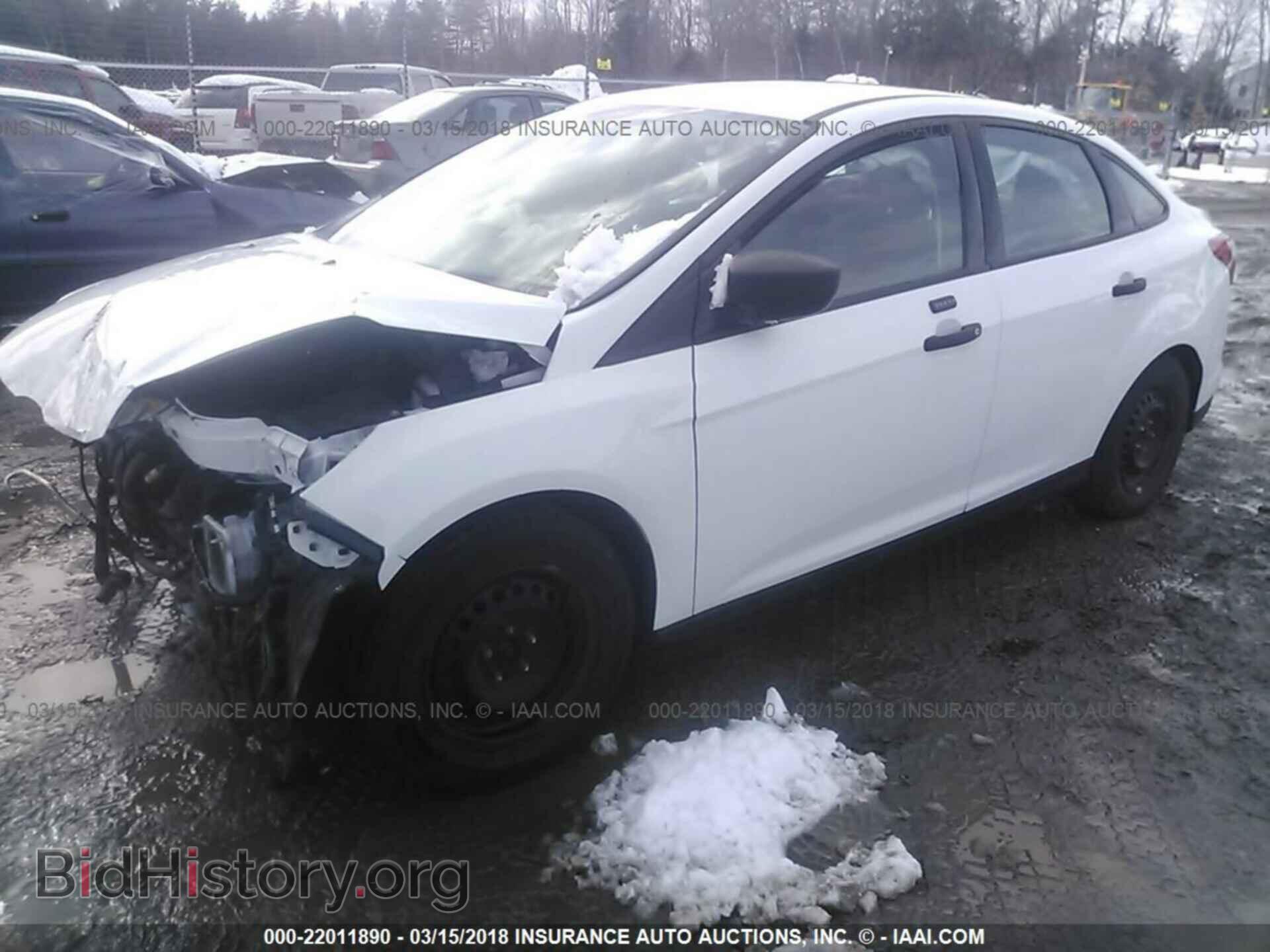 2014 Ford Focus - VIN: 1FADP3E20EL338230 - Фото 2
