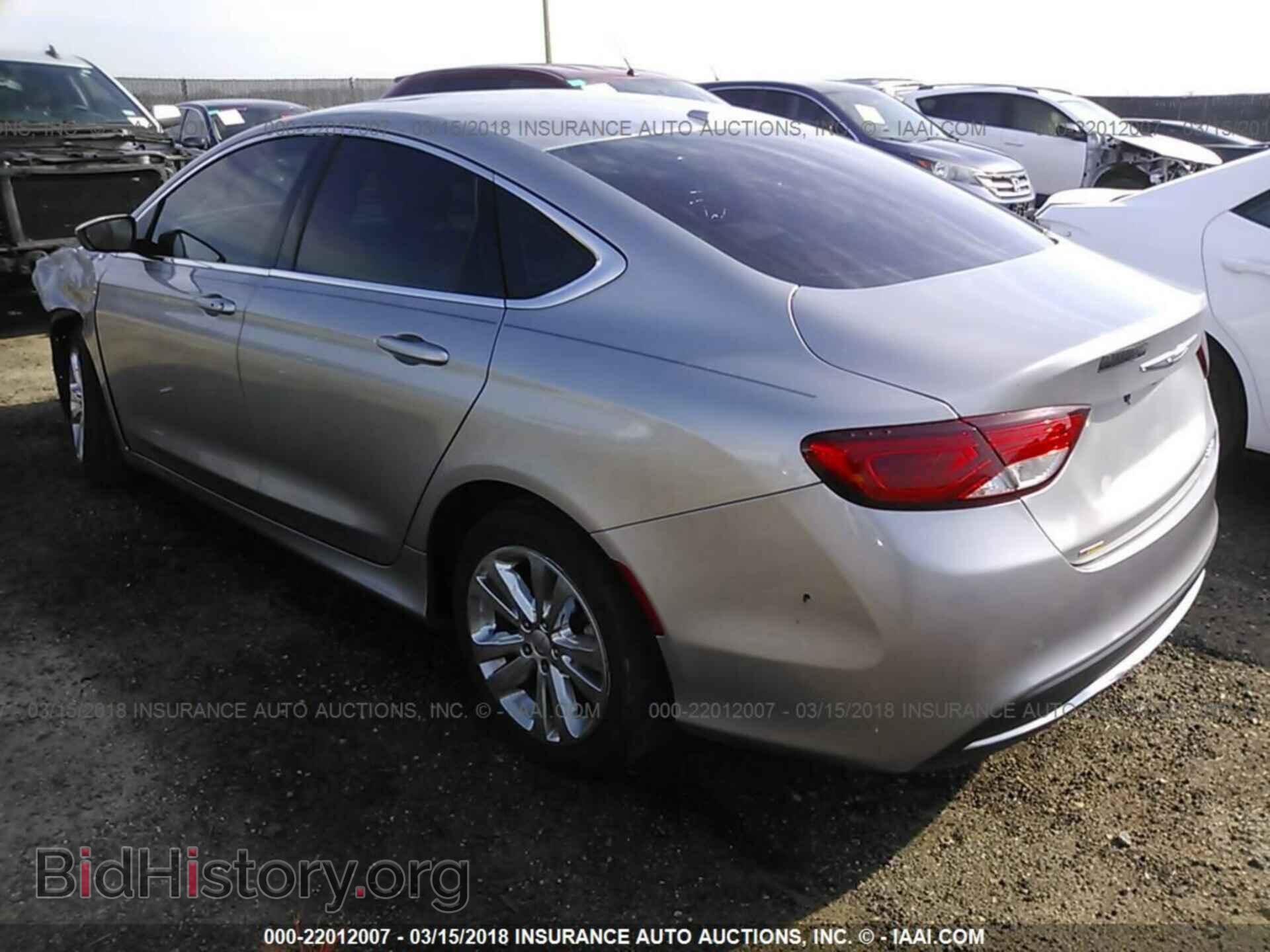 2015 Chrysler 200 - VIN: 1C3CCCAB5FN679690 - Photo 3