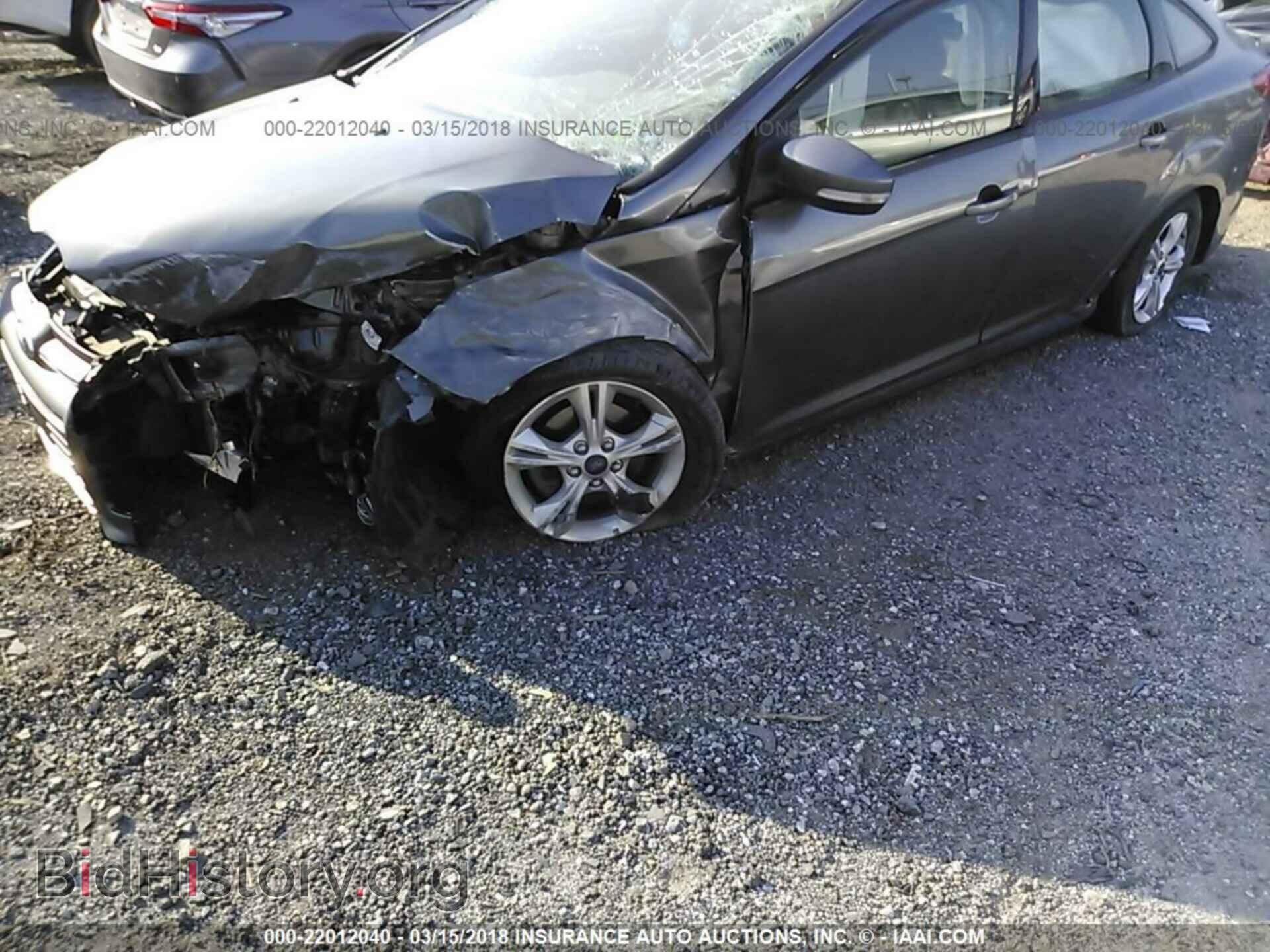 2013 Ford Focus - VIN: 1FADP3F20DL297739 - Photo 2