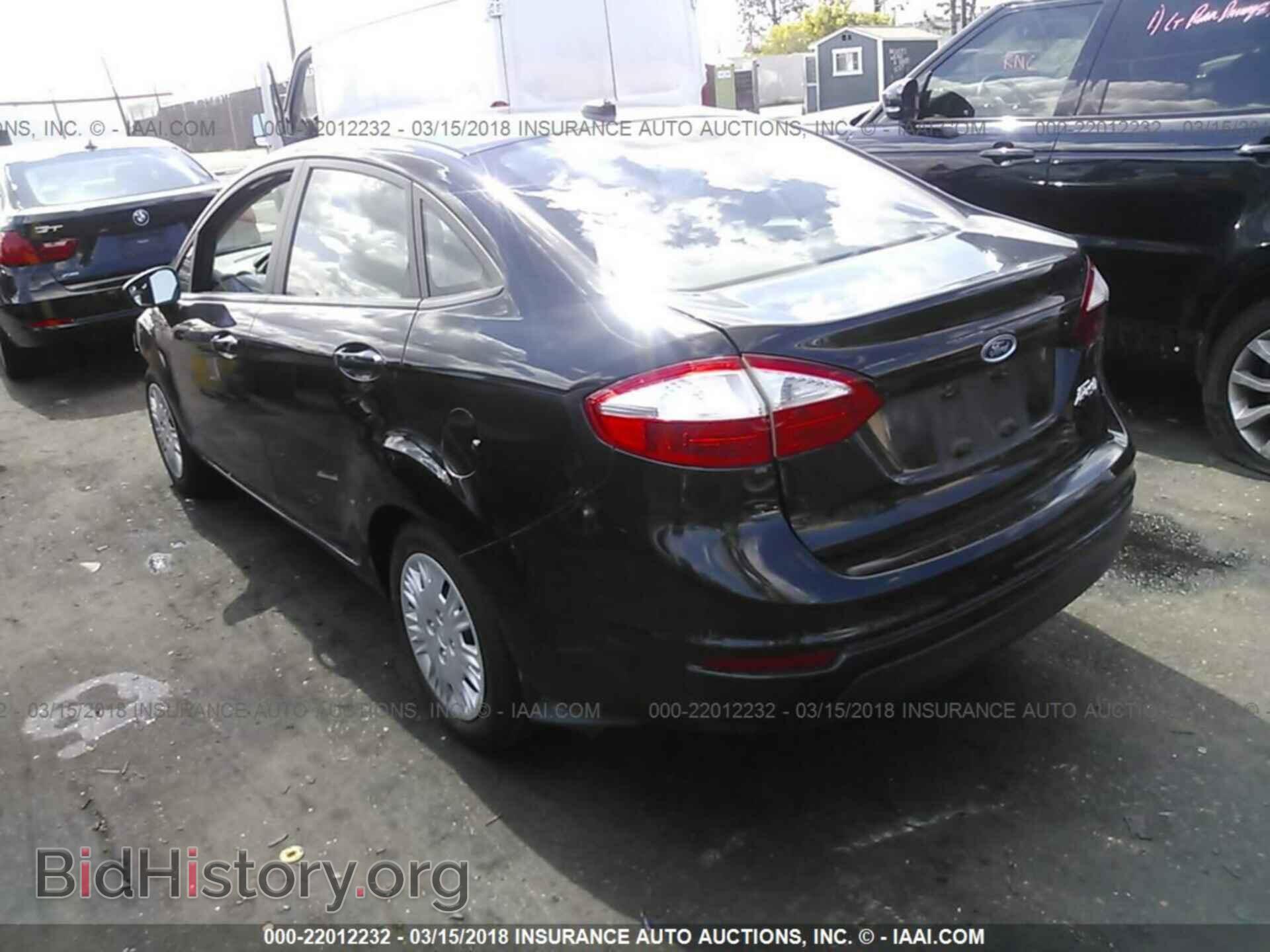 2014 Ford Fiesta - VIN: 3FADP4AJ9EM139601 - Фото 3