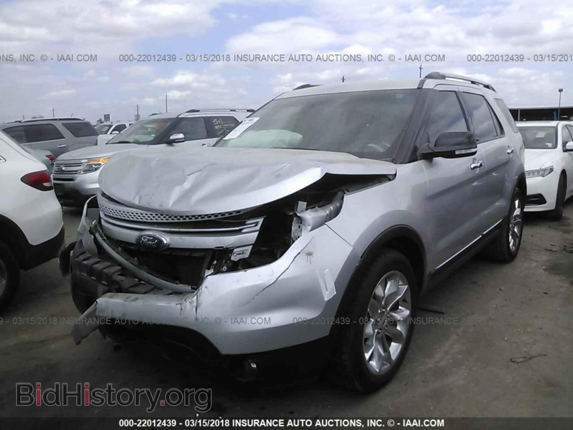 2014 Ford Explorer - VIN: 1FM5K7D82EGB57998 - Фото 2