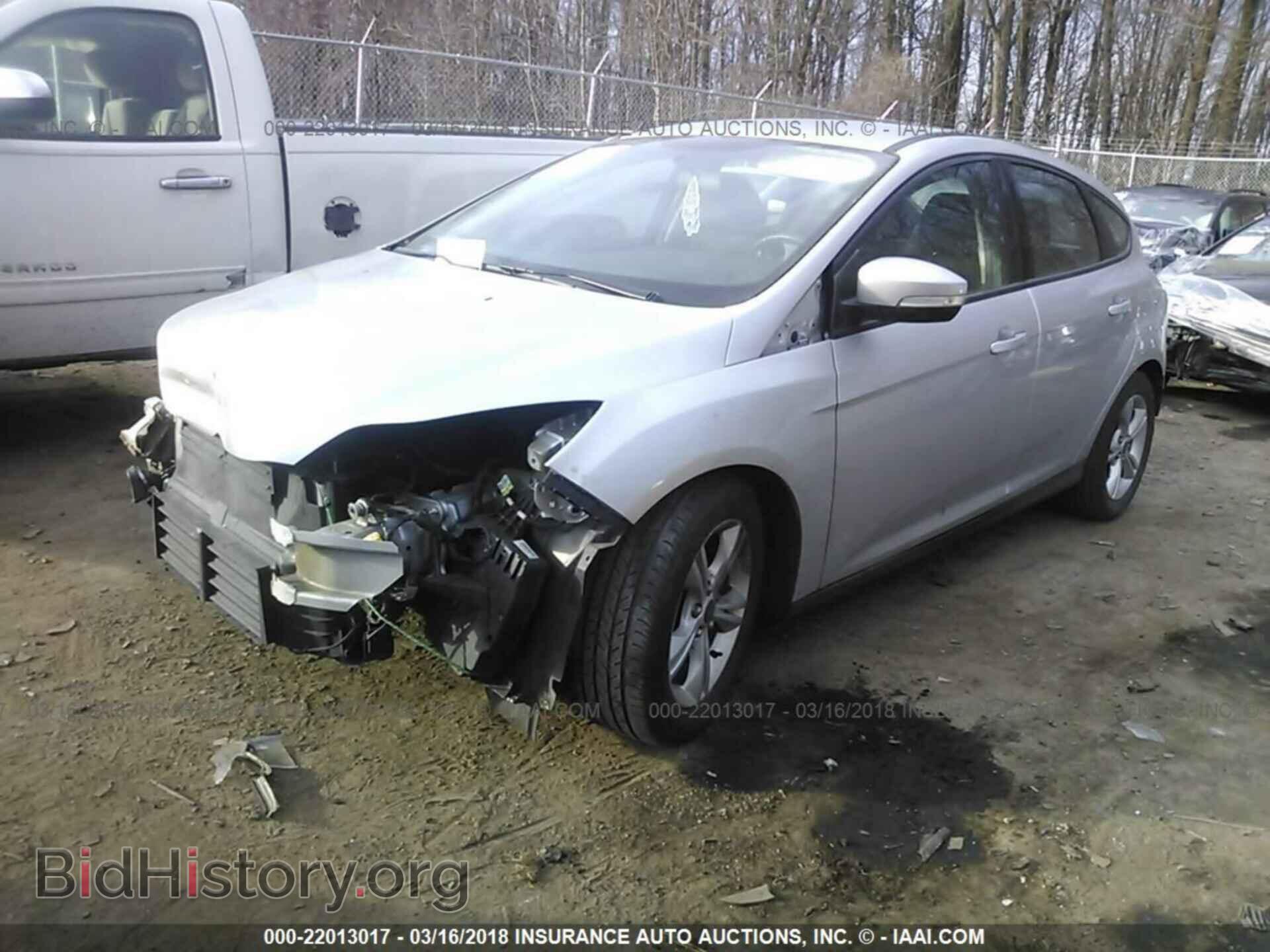 2014 Ford Focus - VIN: 1FADP3K28EL232712 - Фото 2