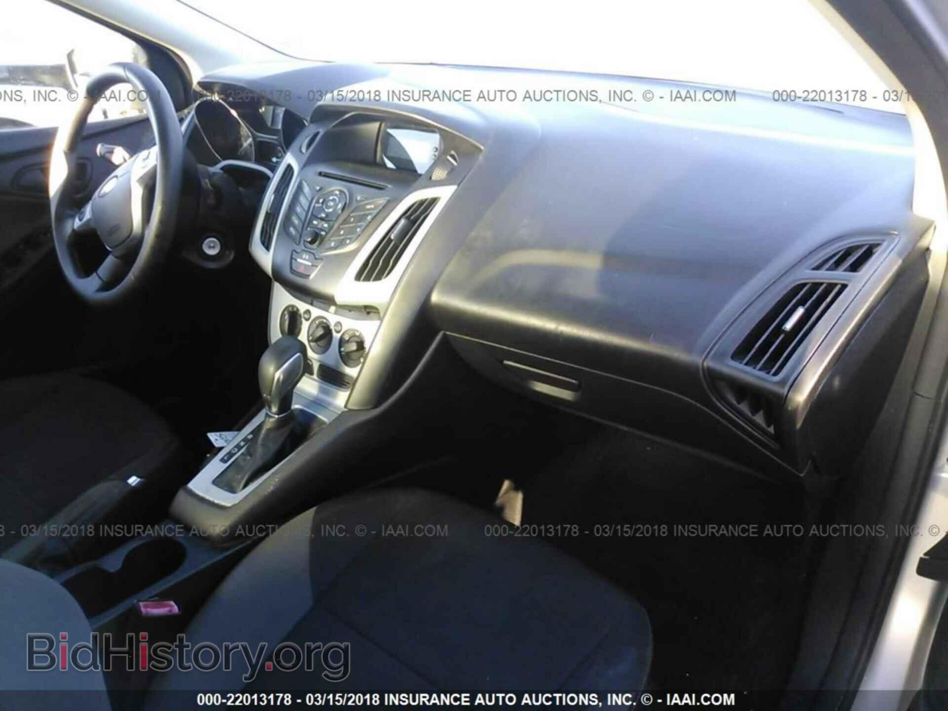 2012 Ford Focus - VIN: 1FAHP3F26CL454920 - Photo 5