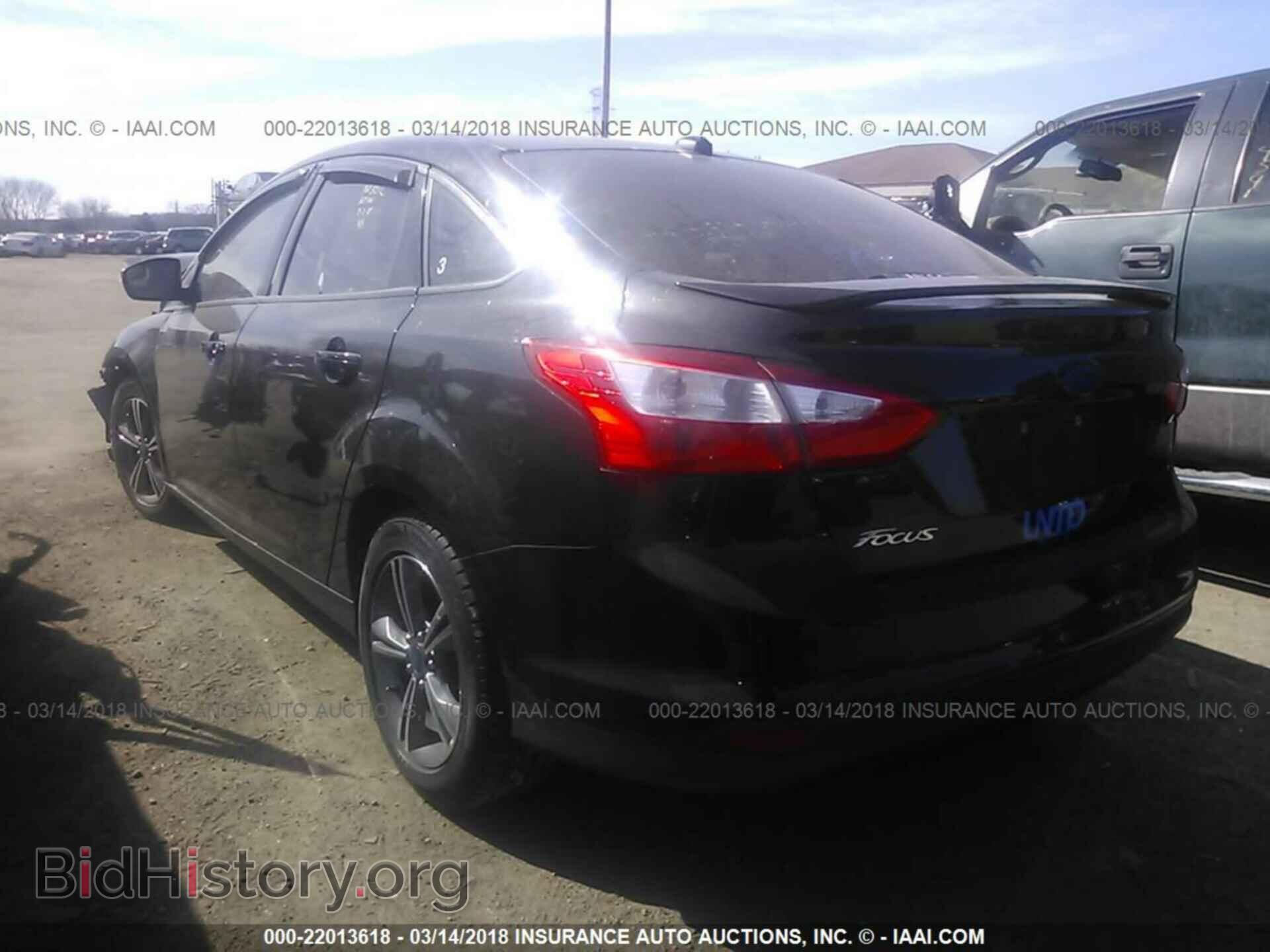 2014 Ford Focus - VIN: 1FADP3F22EL280071 - Photo 3