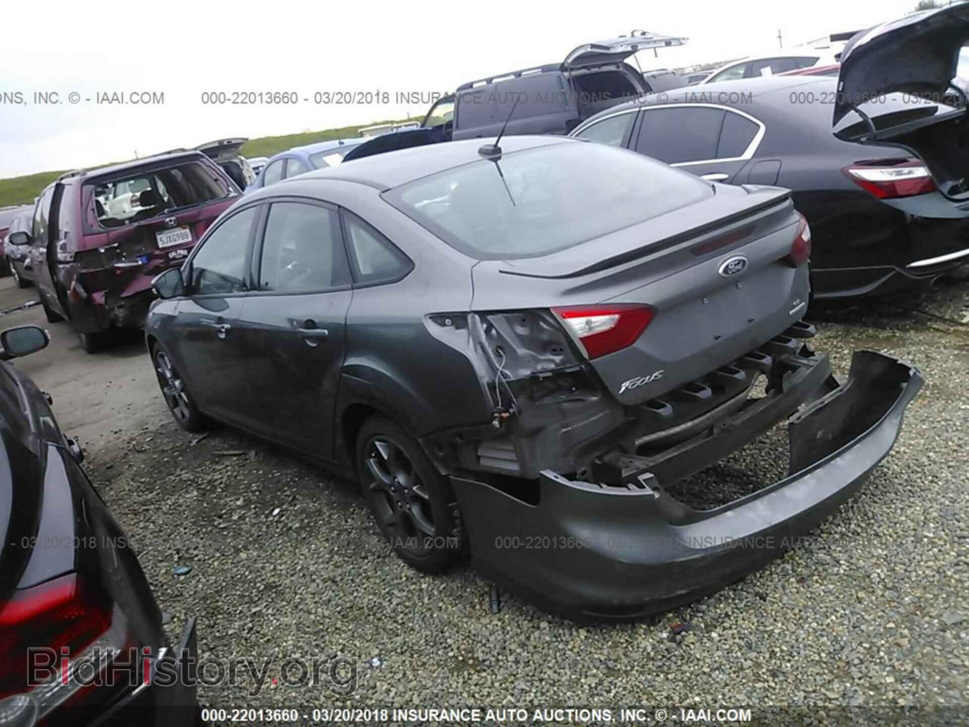 2013 Ford Focus - VIN: 1FADP3F22DL211704 - Фото 3