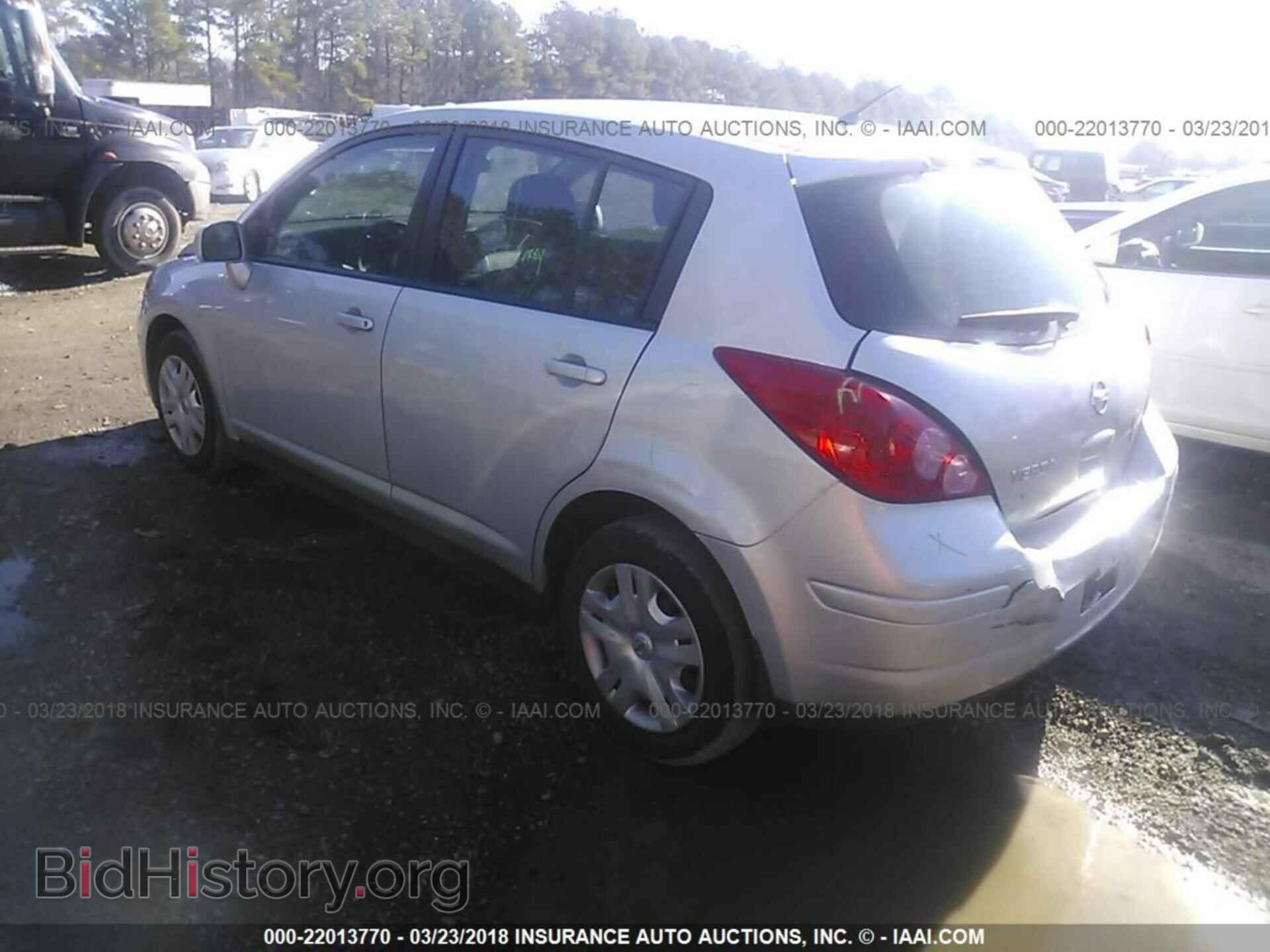 2011 Nissan Versa - VIN: 3N1BC1CP8BL458196 - Фото 3