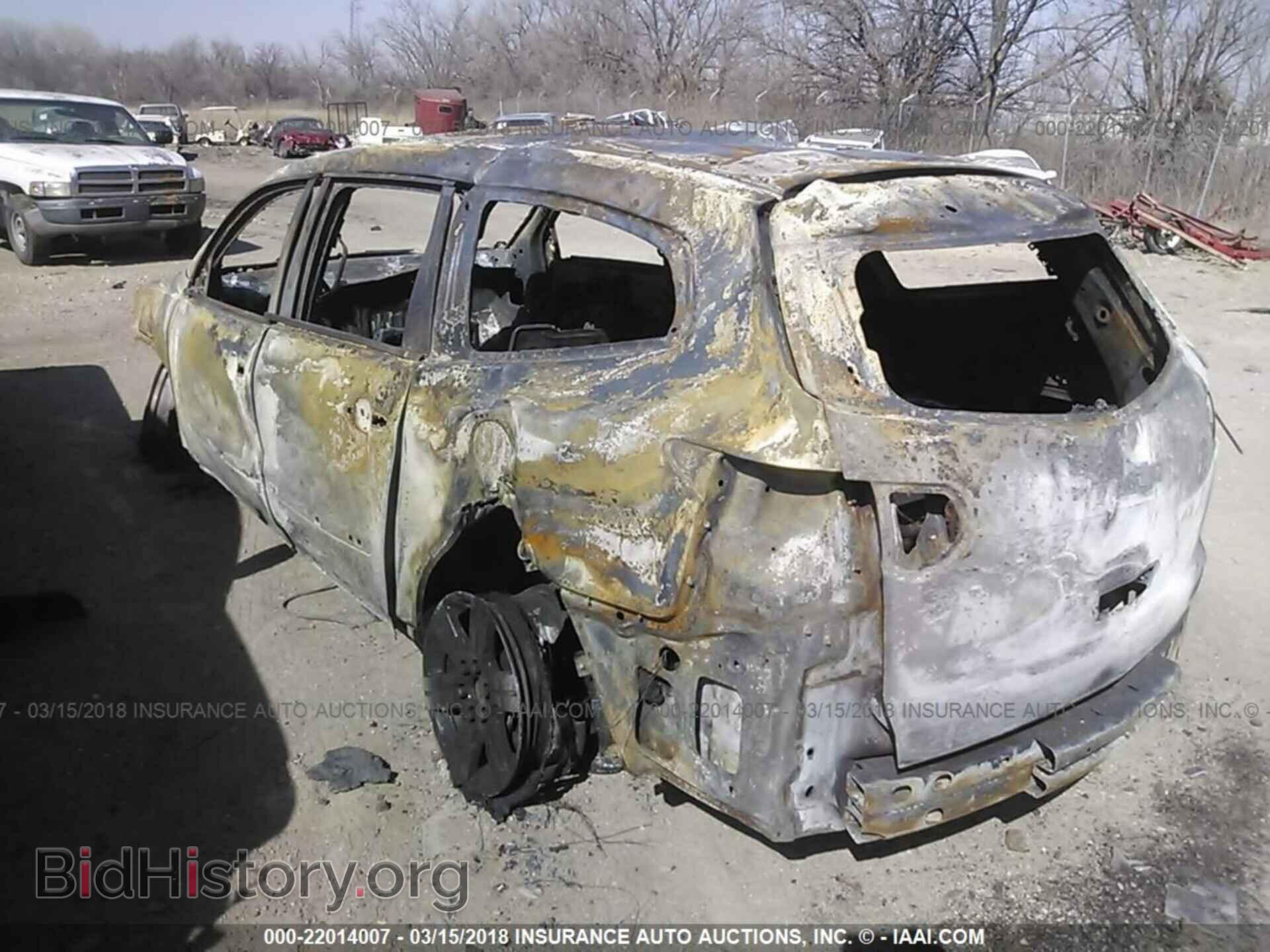 2012 Chevrolet Traverse - VIN: 1GNKRGED3CJ358802 - Фото 3