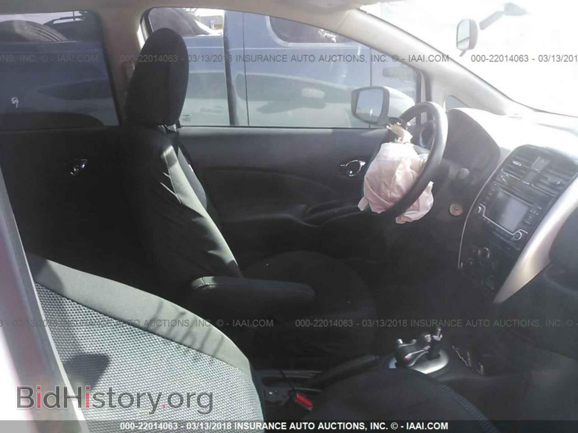 2015 Nissan Versa note - VIN: 3N1CE2CP9FL447959 - Photo 5