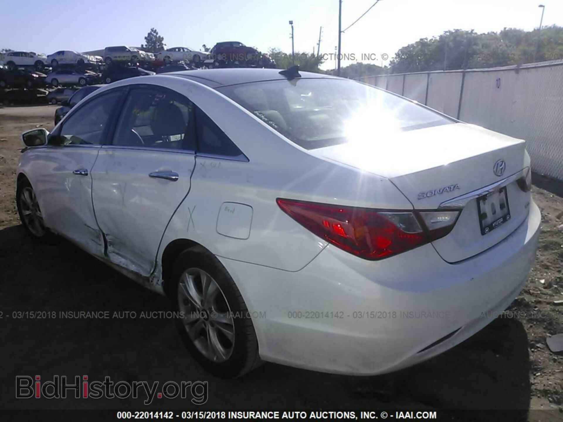 2012 Hyundai Sonata - VIN: 5NPEC4AC7CH339231 - Фото 3