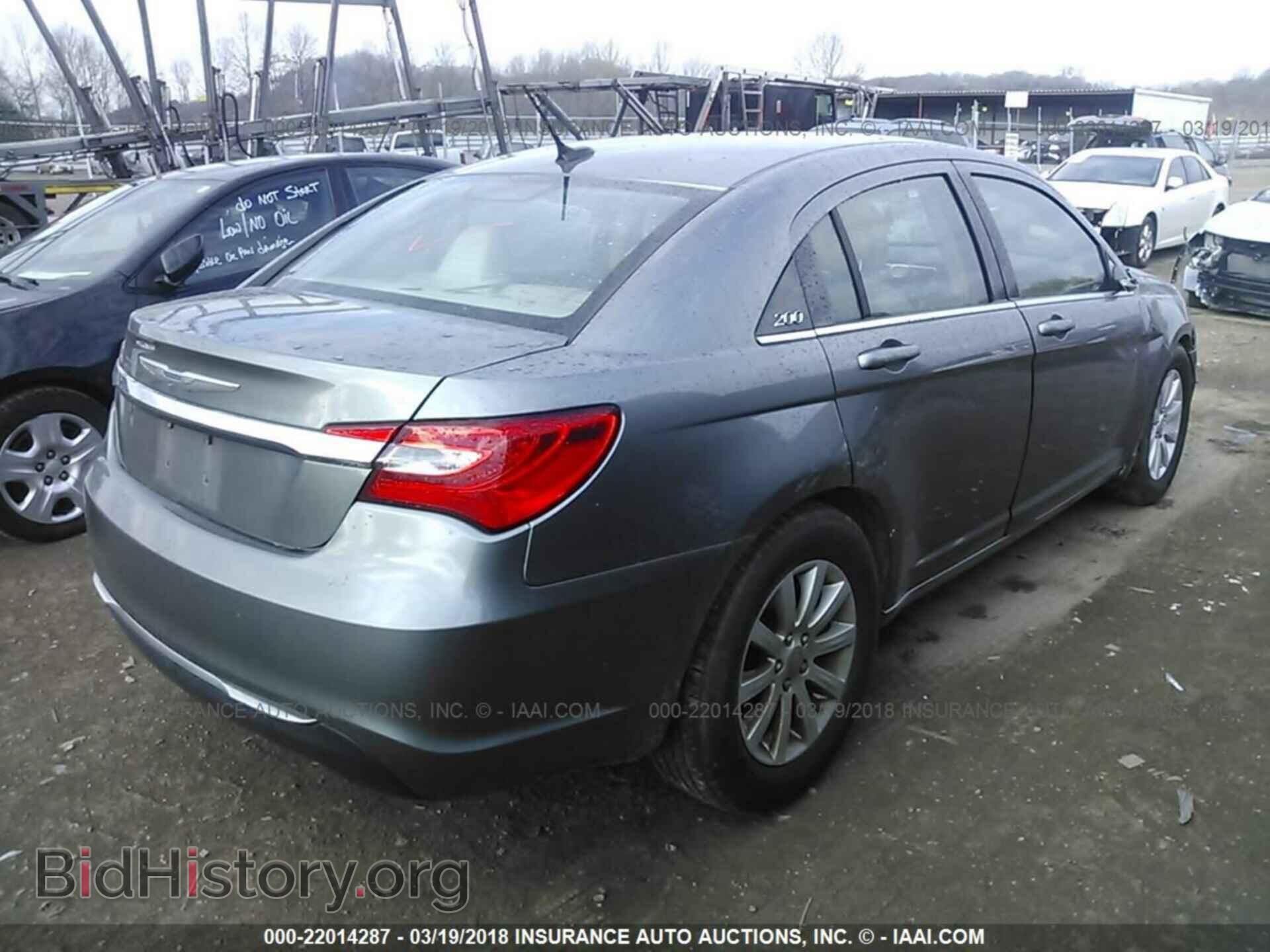 2012 Chrysler 200 - VIN: 1C3CCBBG6CN250252 - Photo 4