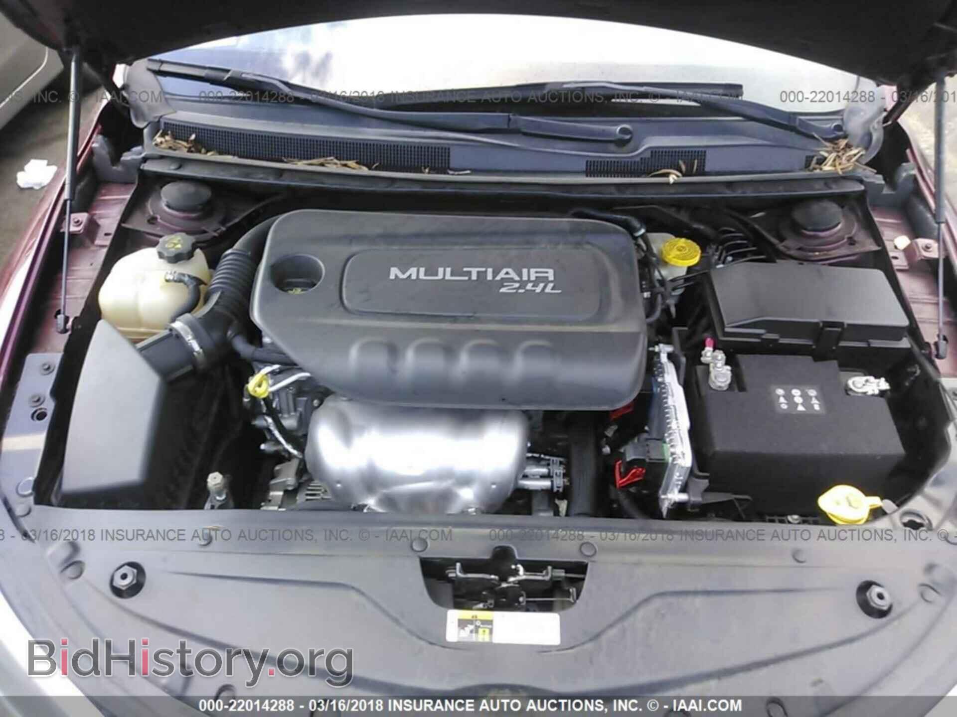 2015 Chrysler 200 - VIN: 1C3CCCAB9FN711024 - Photo 10