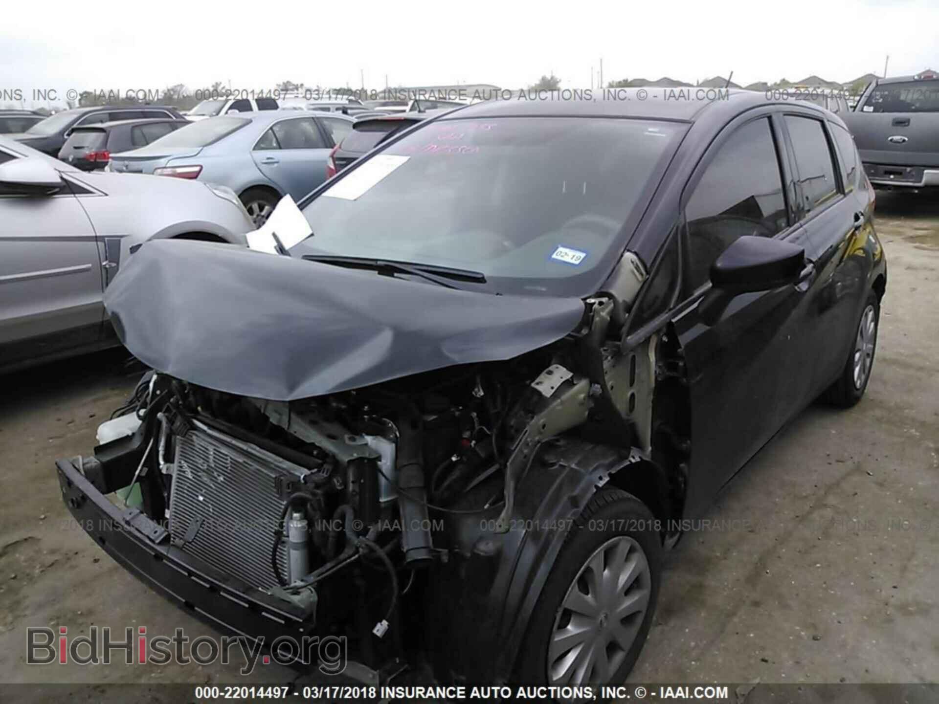 2015 Nissan Versa note - VIN: 3N1CE2CP2FL440822 - Фото 2