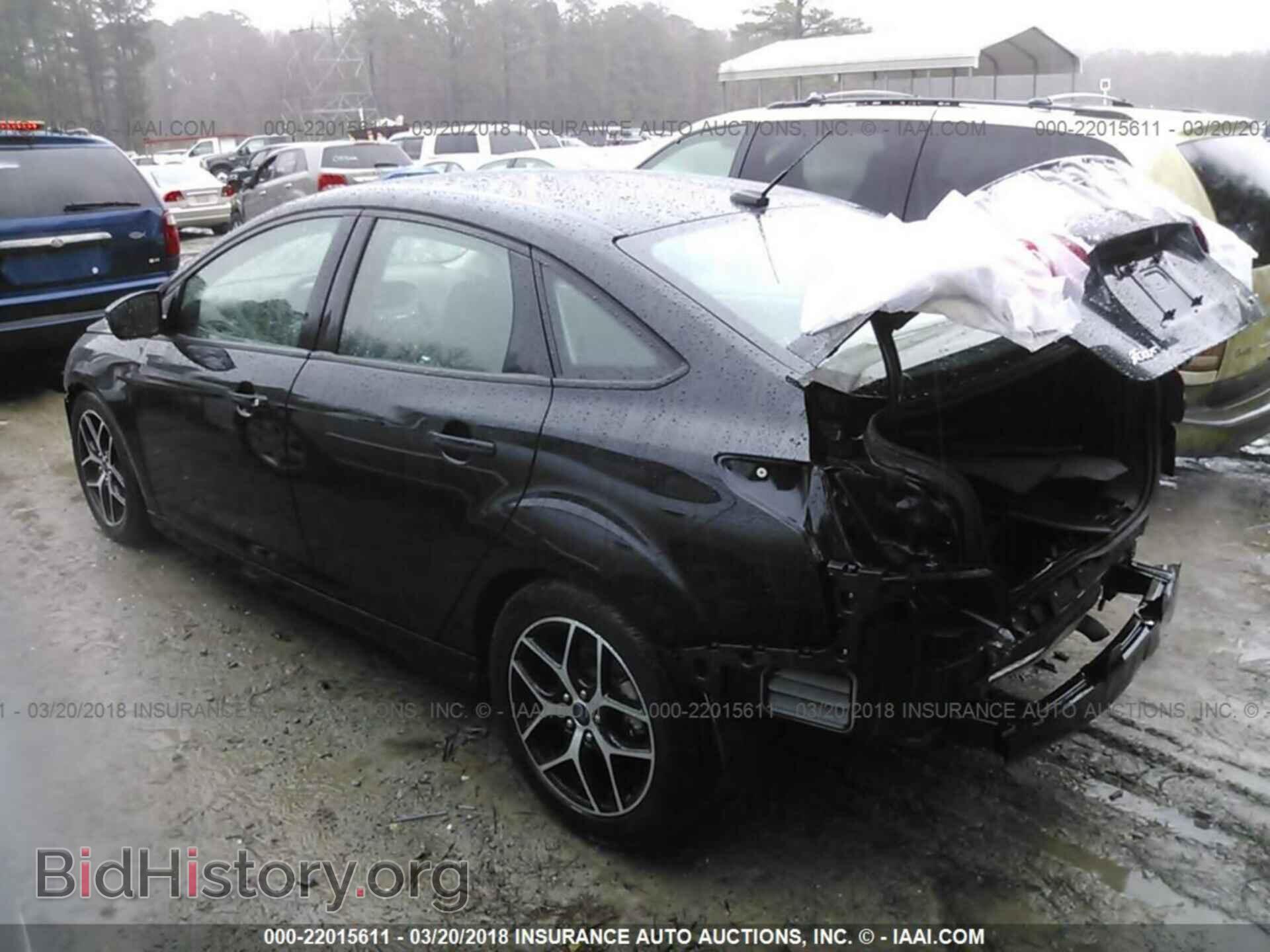 2016 Ford Focus - VIN: 1FADP3F23GL331189 - Фото 3