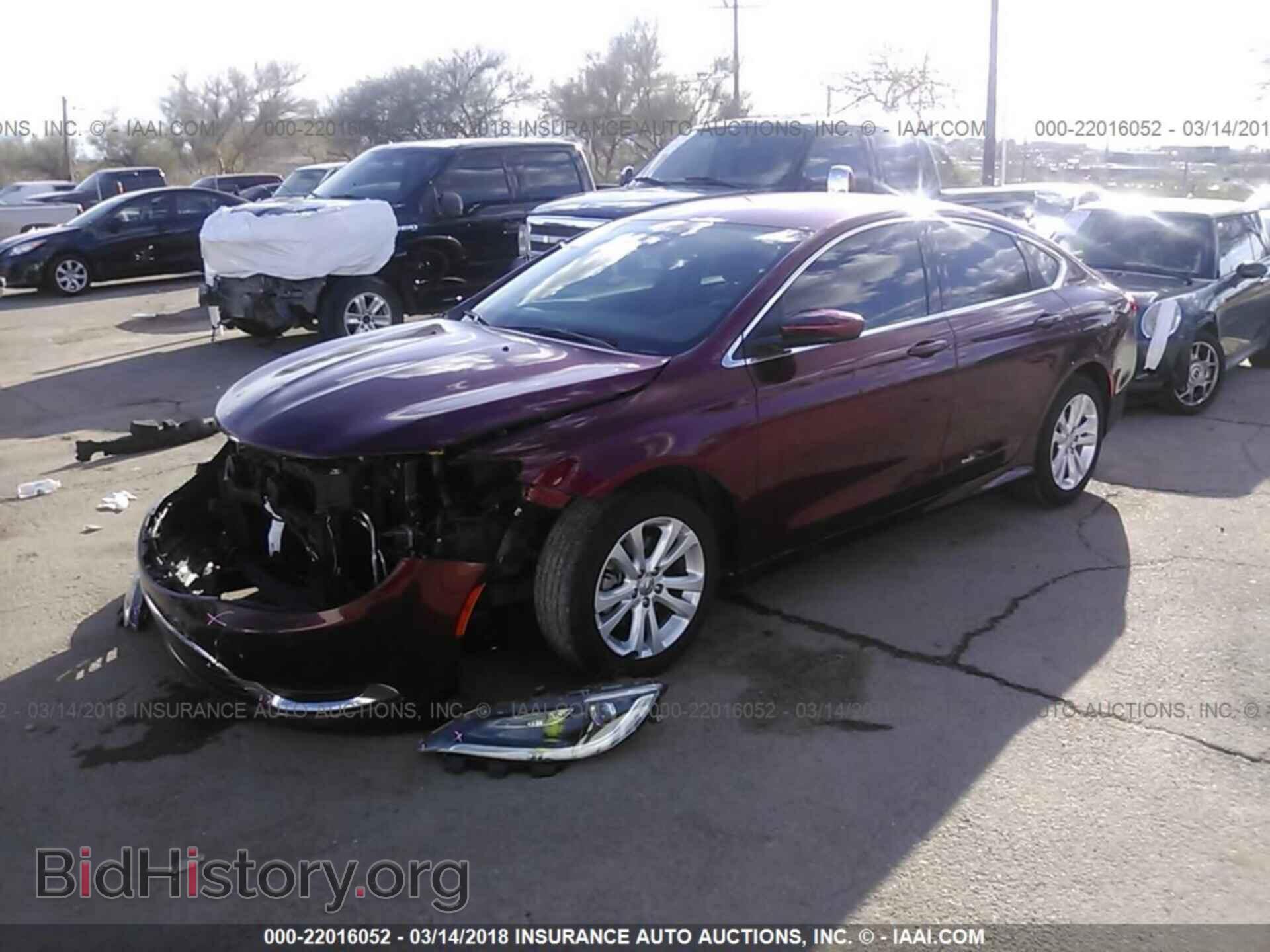 2015 Chrysler 200 - VIN: 1C3CCCABXFN641971 - Photo 2