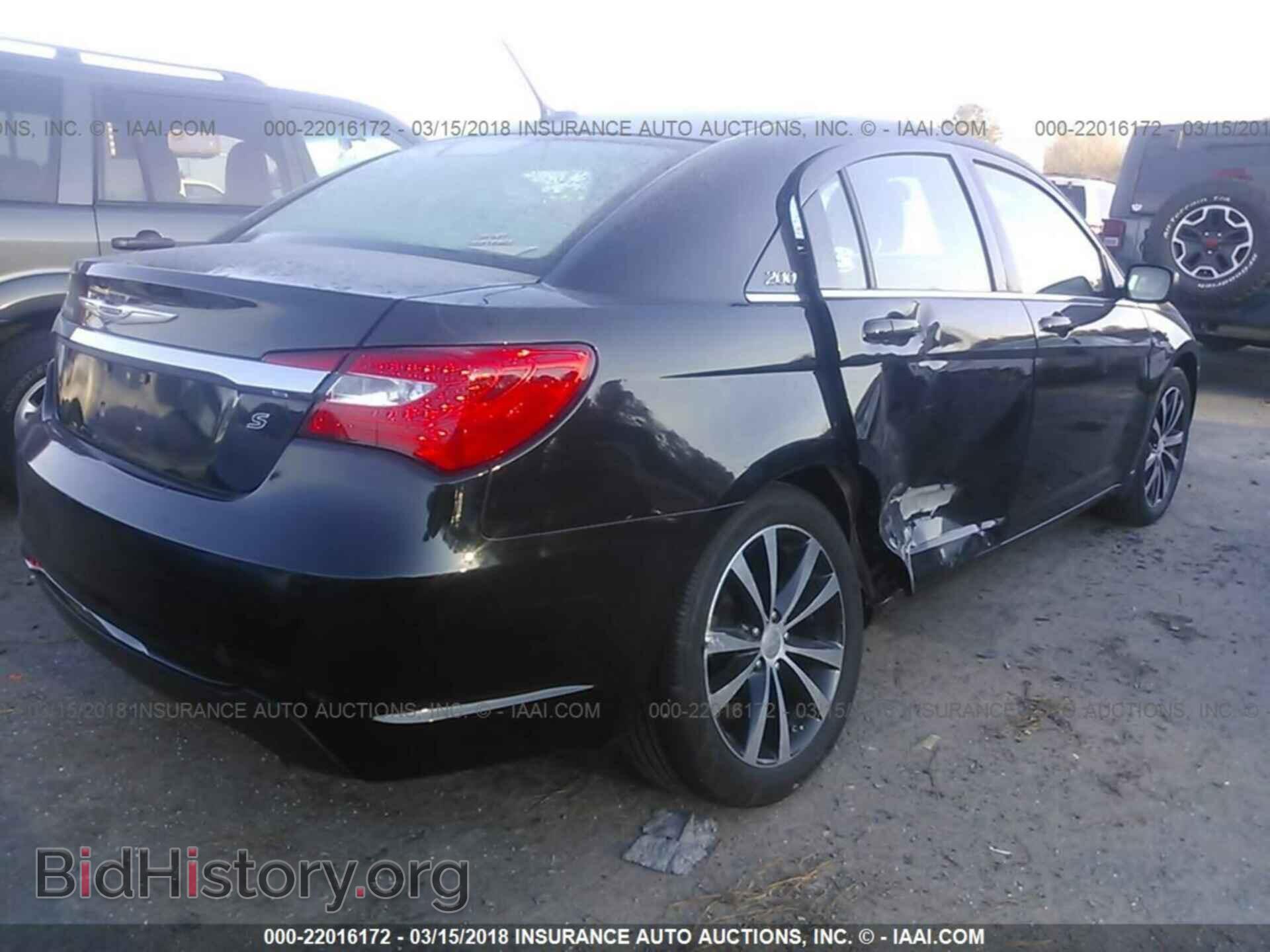 2012 Chrysler 200 - VIN: 1C3CCBBG1CN250076 - Photo 4