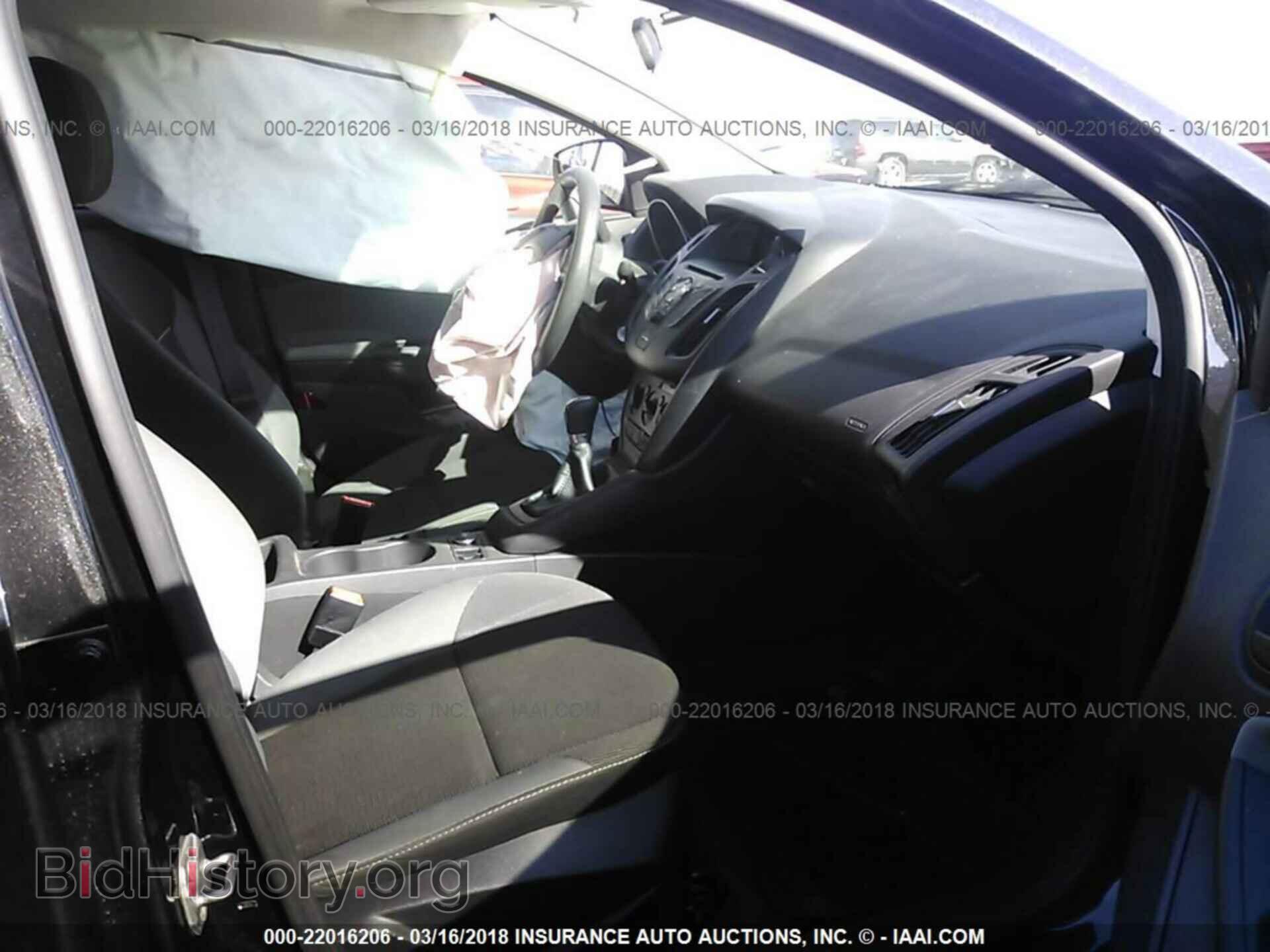 2014 Ford Focus - VIN: 1FADP3E20EL137914 - Фото 5