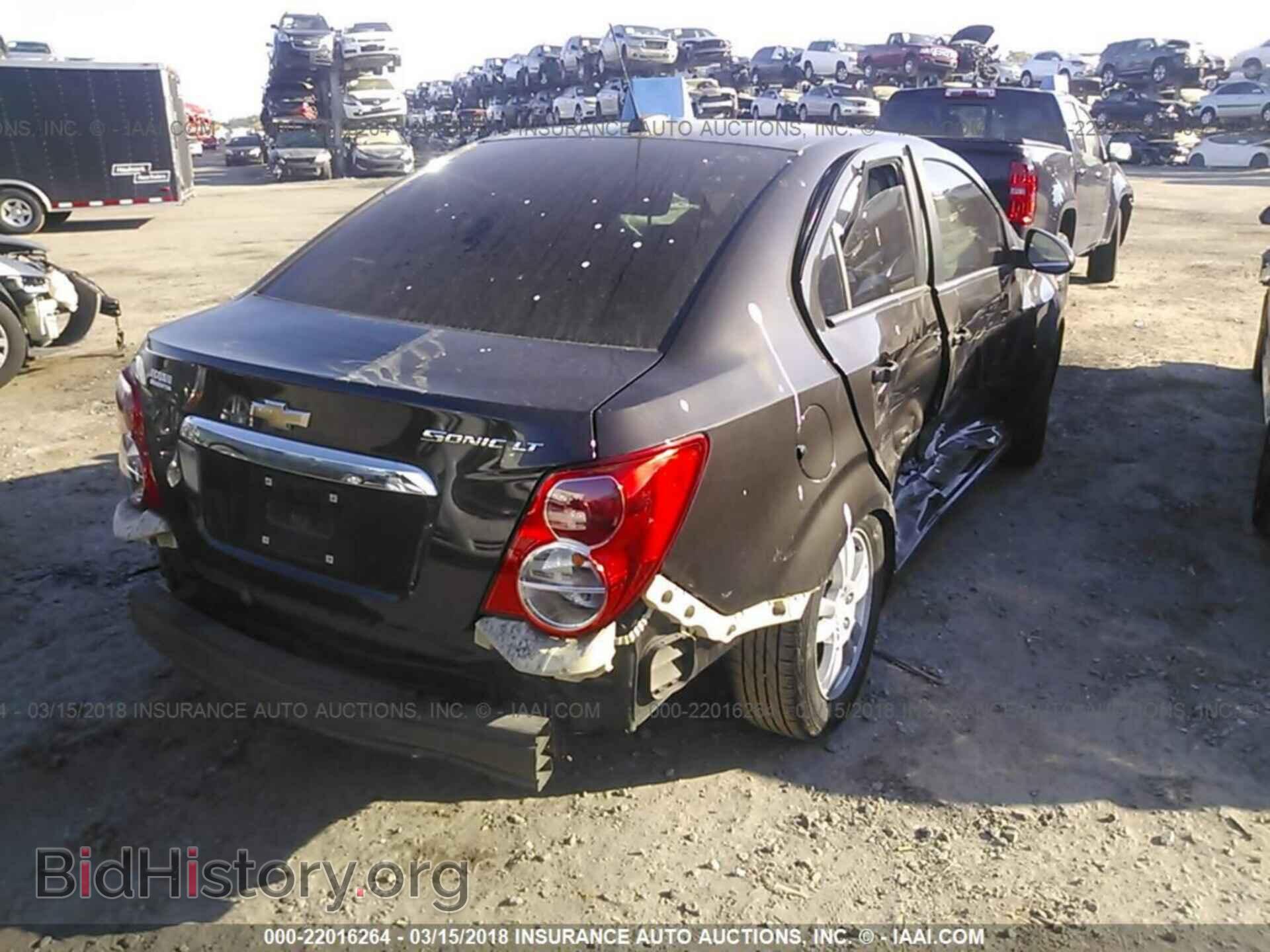 2015 Chevrolet Sonic - VIN: 1G1JC5SH5F4165855 - Фото 4
