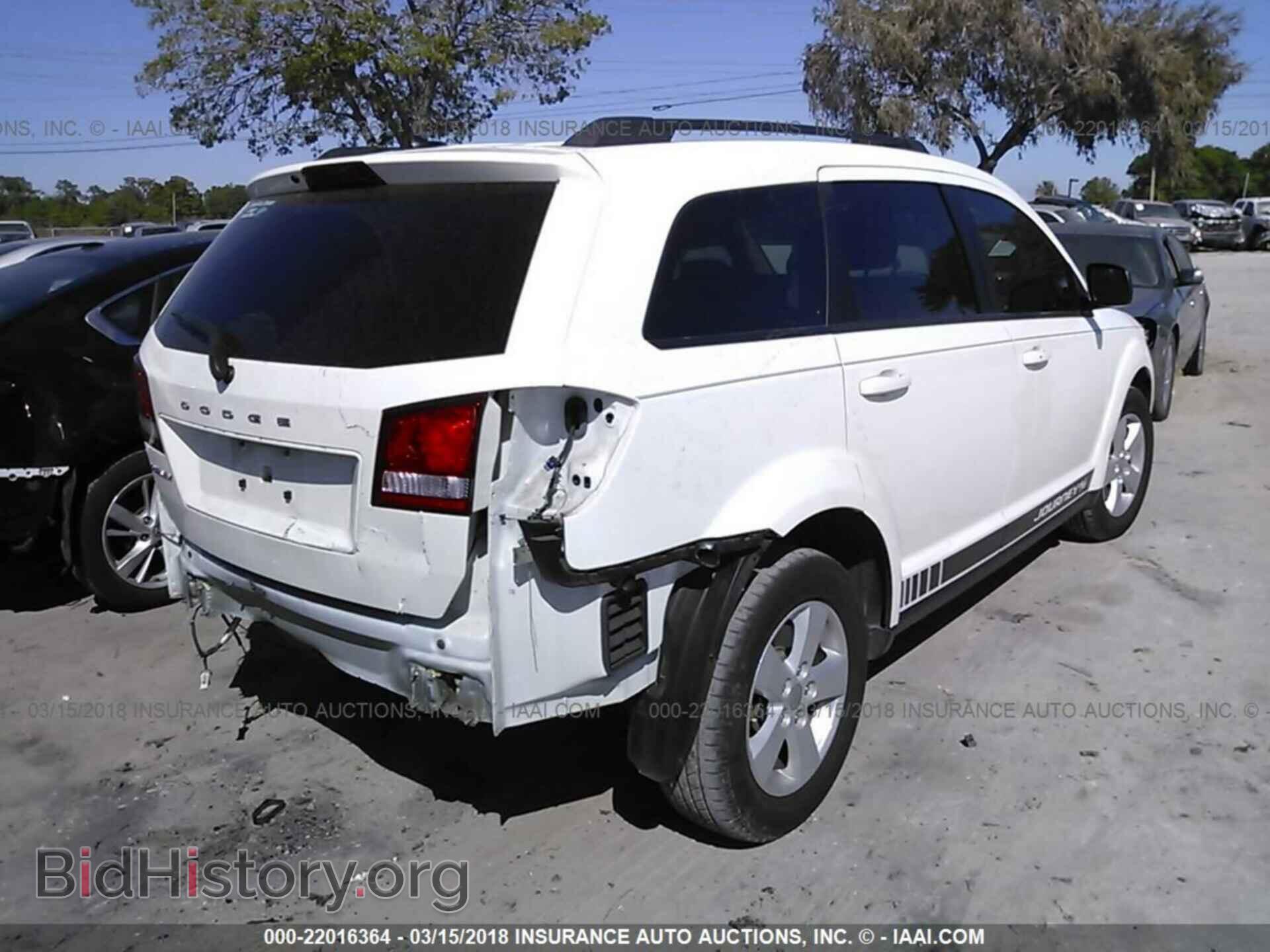 2015 Dodge Journey - VIN: 3C4PDCAB9FT529513 - Photo 4