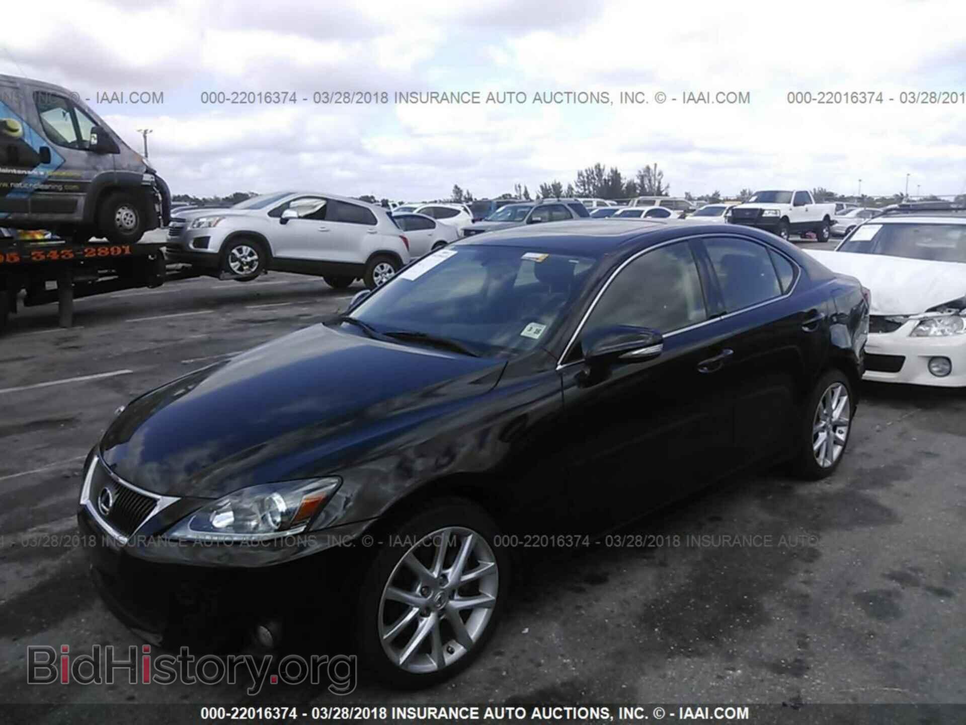 2011 Lexus Is - VIN: JTHCF5C29B5046260 - Фото 2