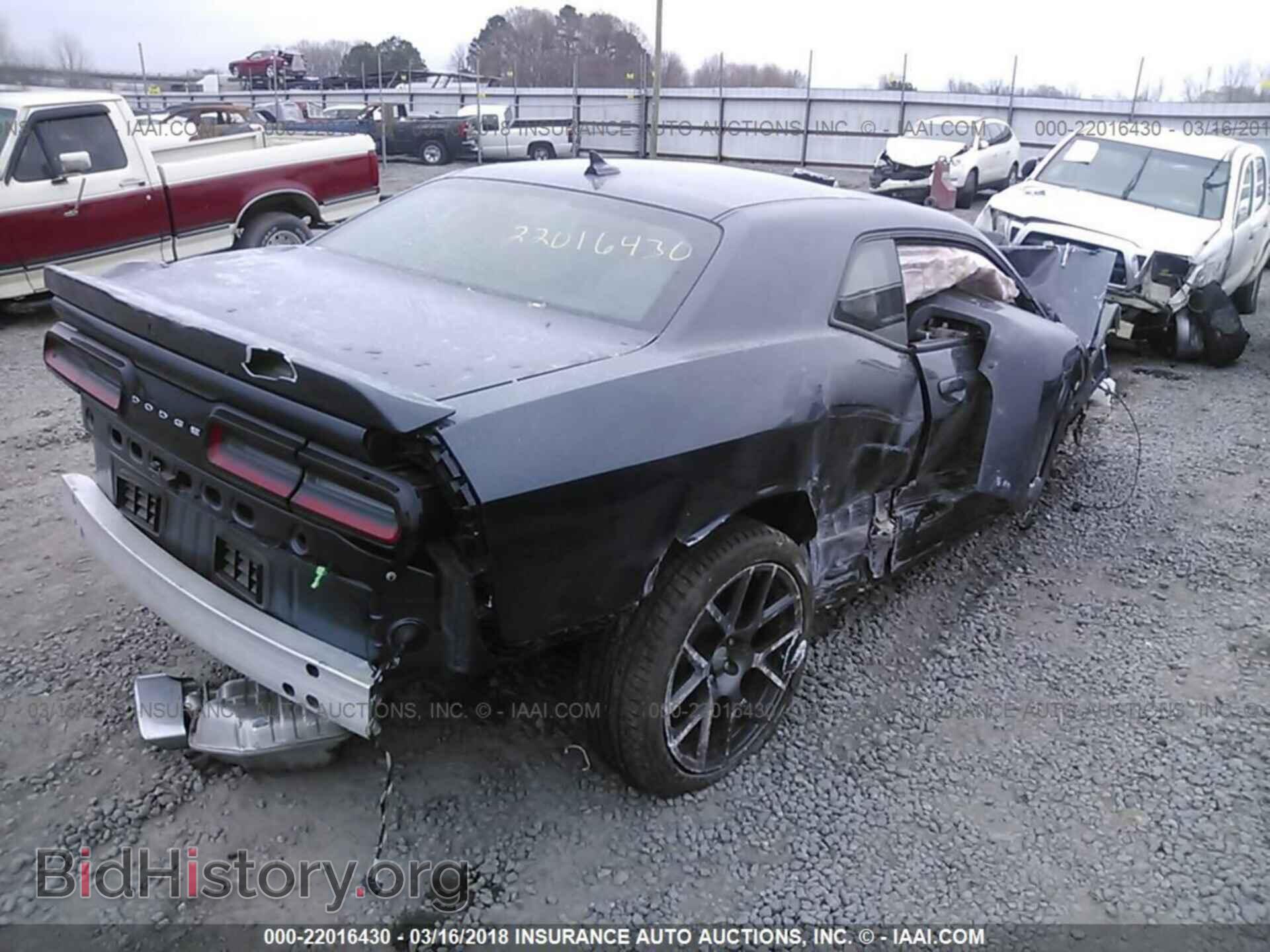 2016 Dodge Challenger - VIN: 2C3CDZBT6GH240418 - Photo 4