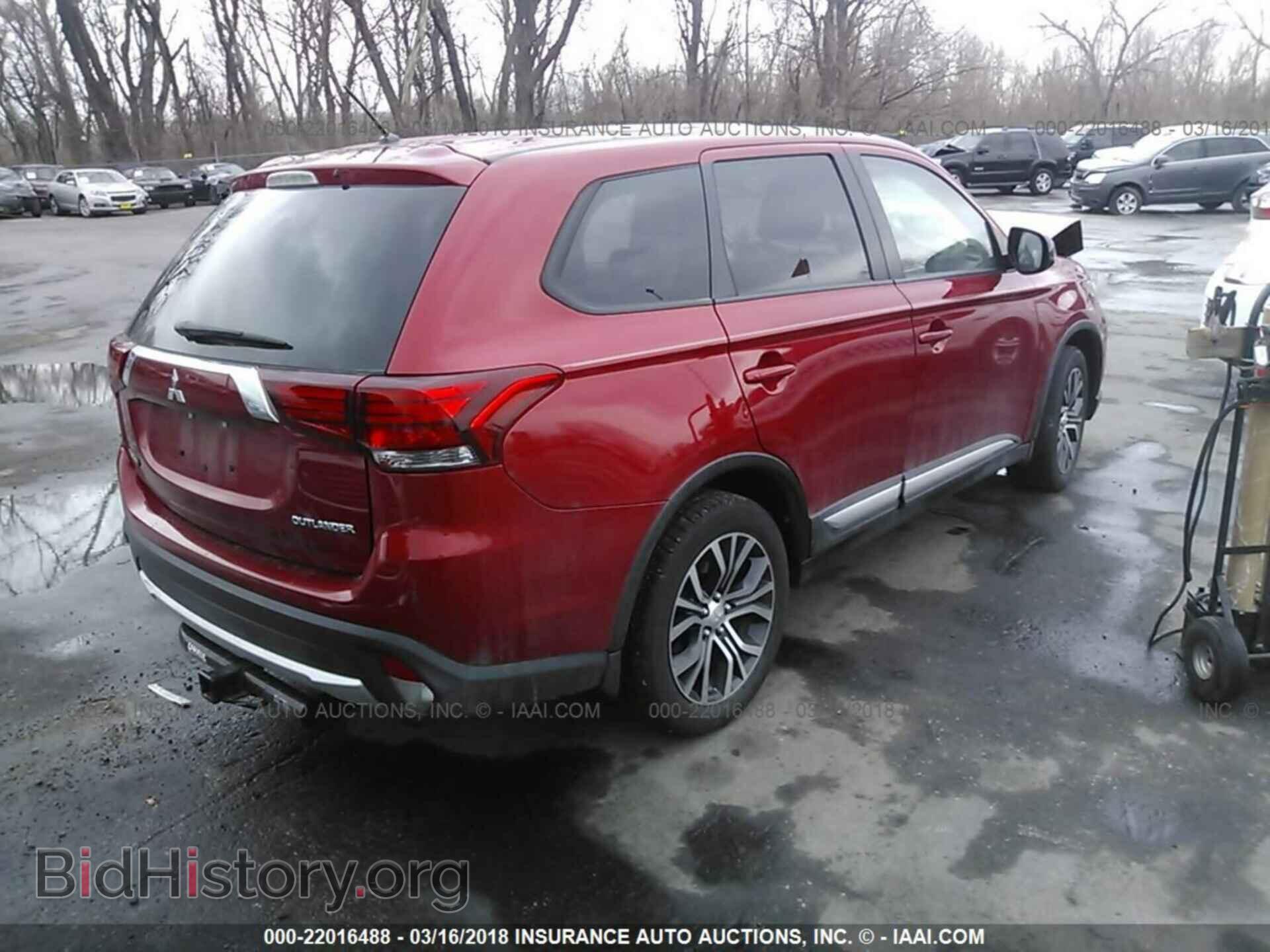 2016 Mitsubishi Outlander - VIN: JA4AD2A32GZ006136 - Фото 4