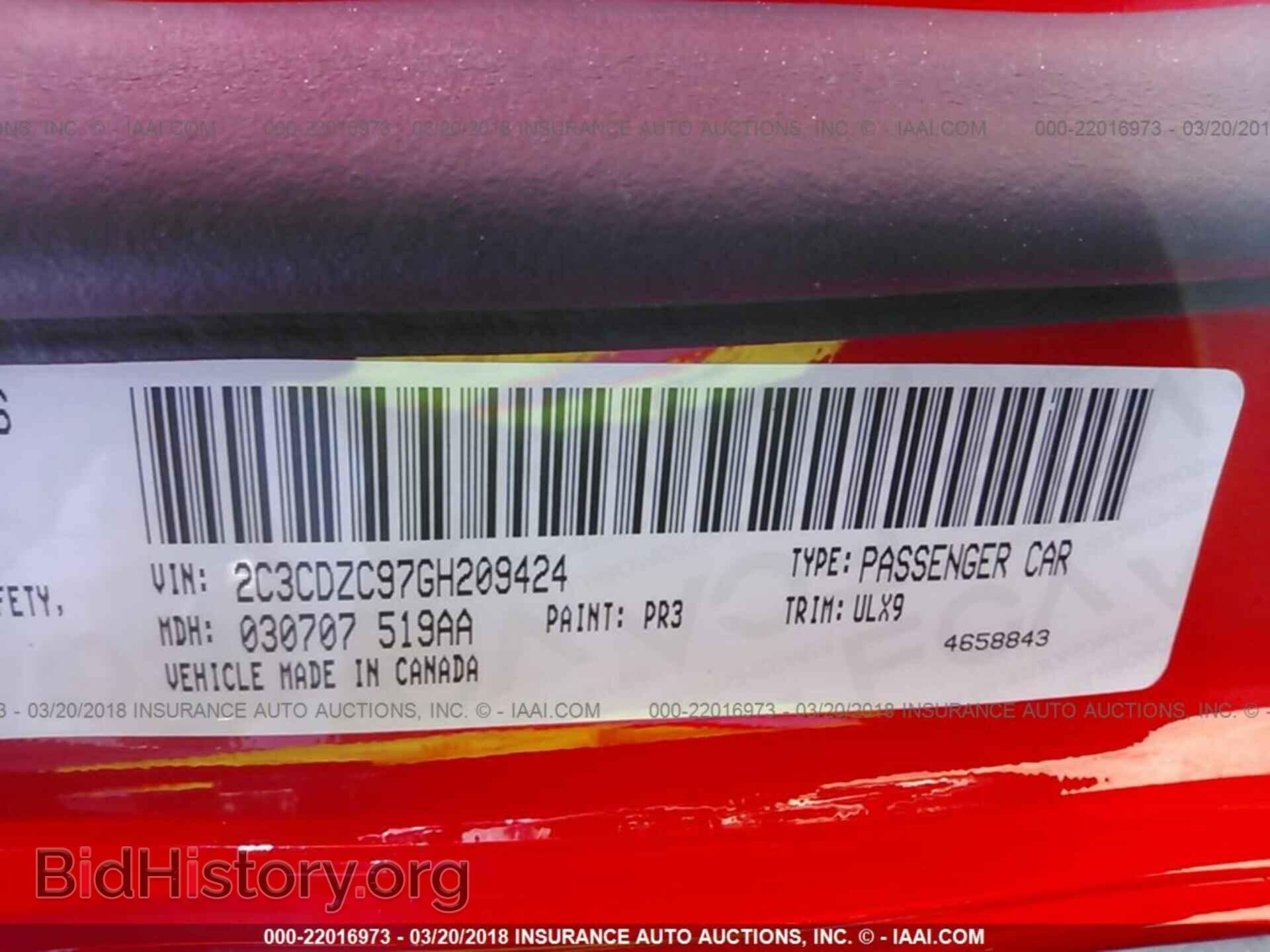2016 Dodge Challenger - VIN: 2C3CDZC97GH209424 - Фото 9