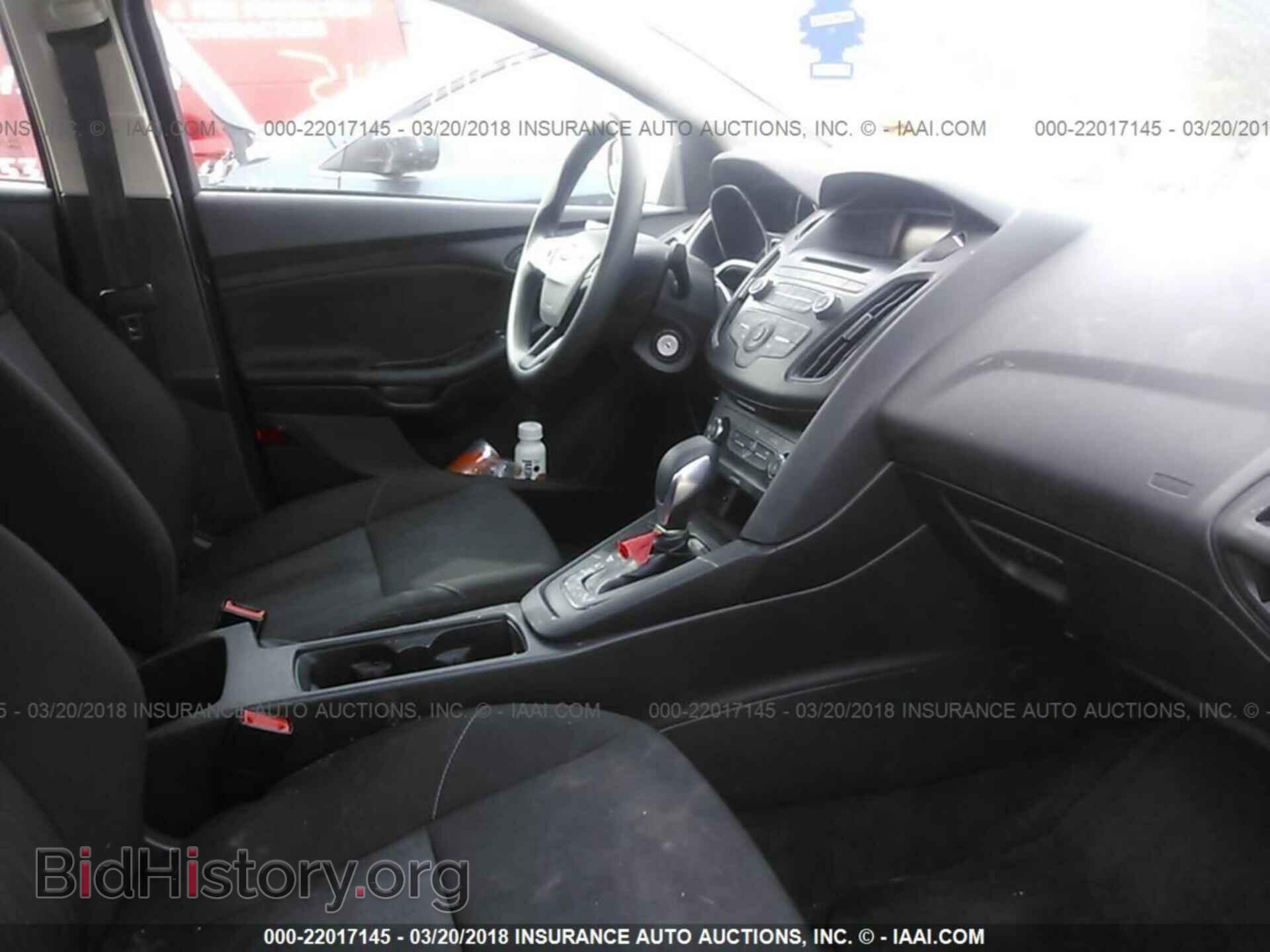 2015 Ford Focus - VIN: 1FADP3E25FL250484 - Photo 5