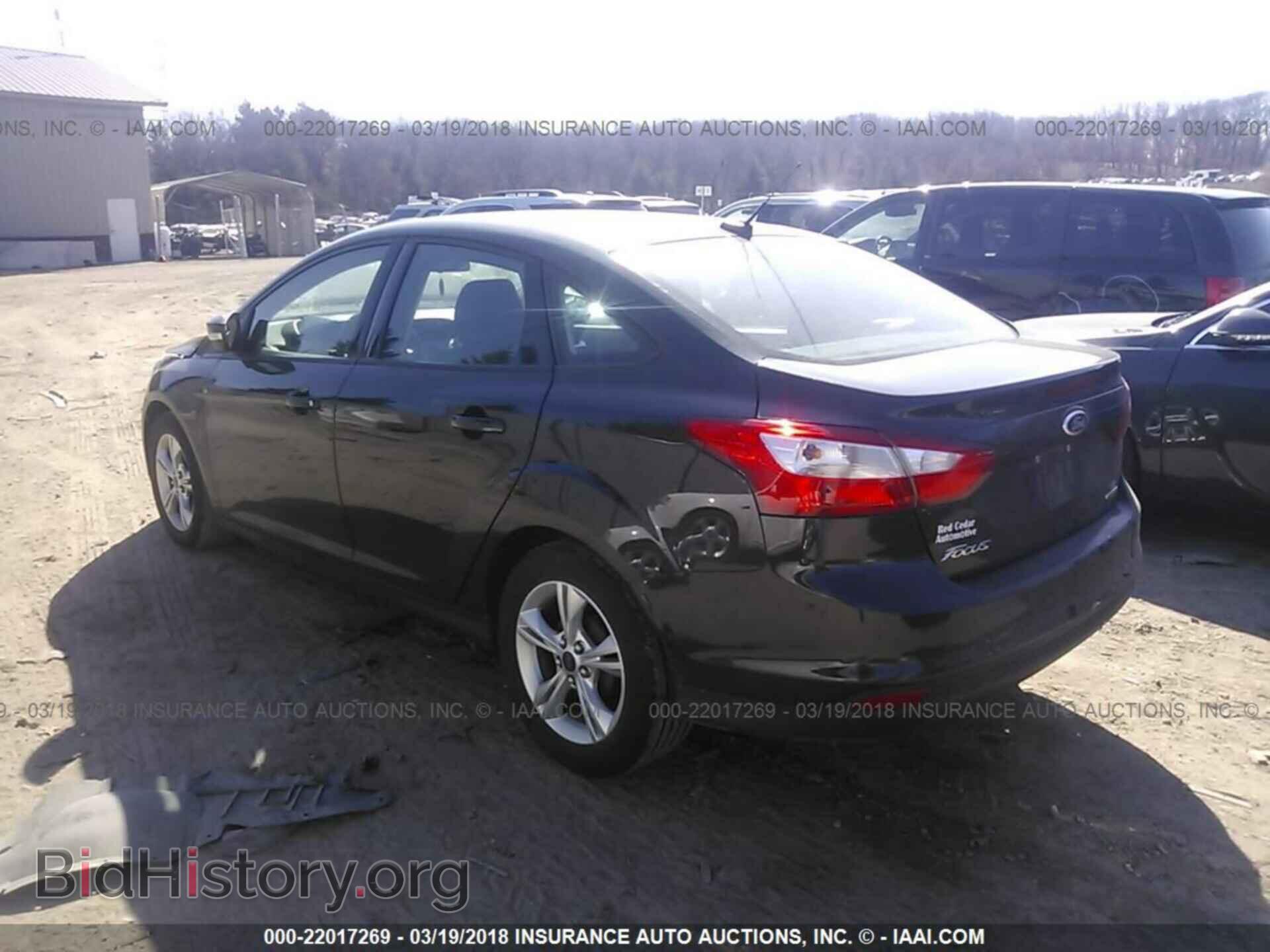 2013 Ford Focus - VIN: 1FADP3F21DL204629 - Фото 3