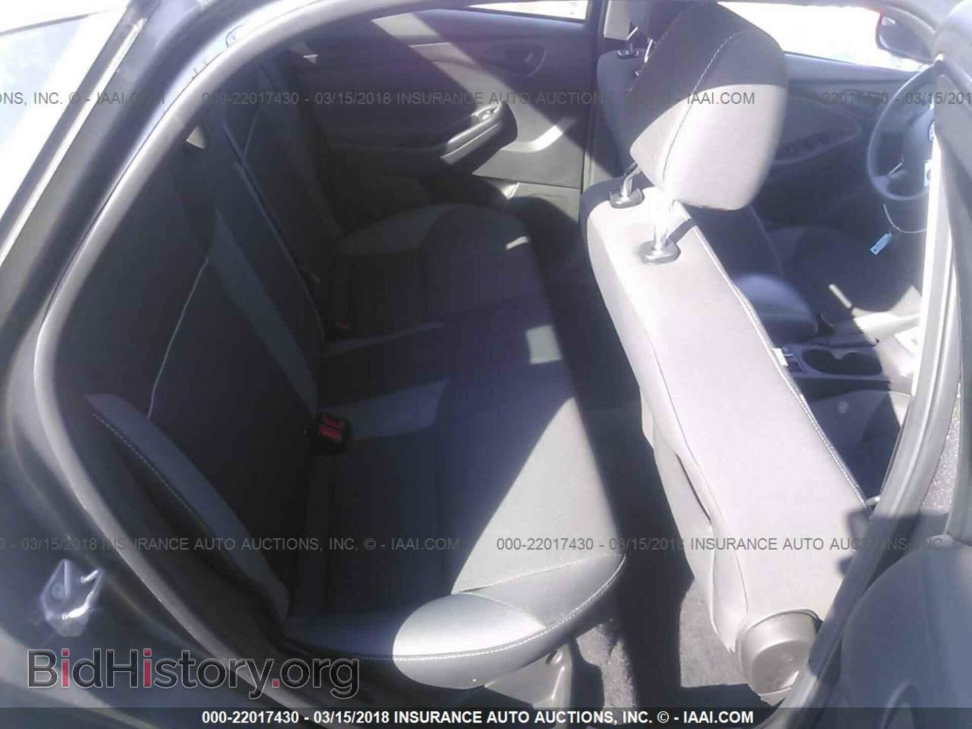 2012 Ford Focus - VIN: 1FAHP3F22CL280294 - Photo 8