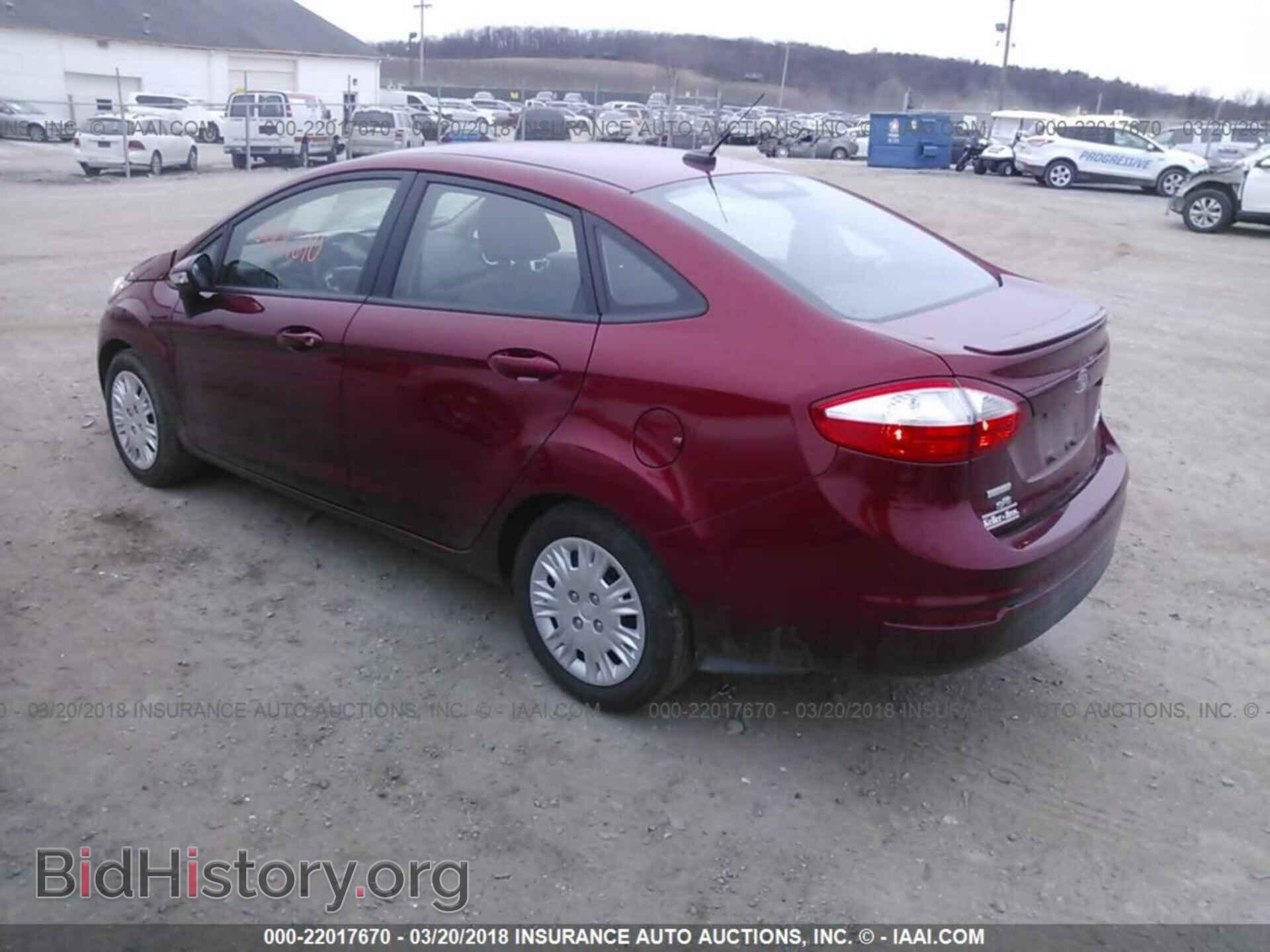 2014 Ford Fiesta - VIN: 3FADP4BE5EM243360 - Фото 3