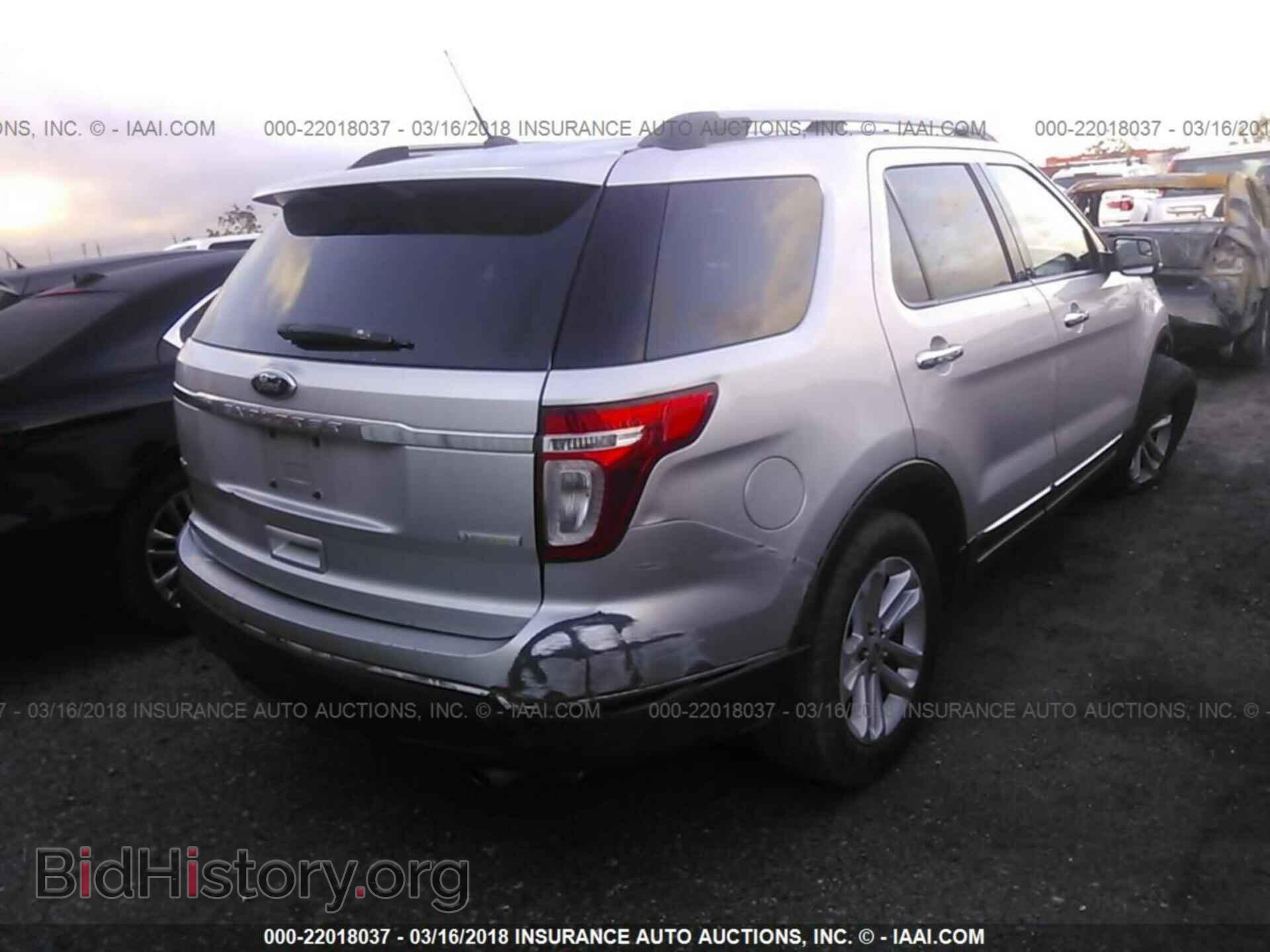 2012 Ford Explorer - VIN: 1FMHK7D92CGB01272 - Photo 4