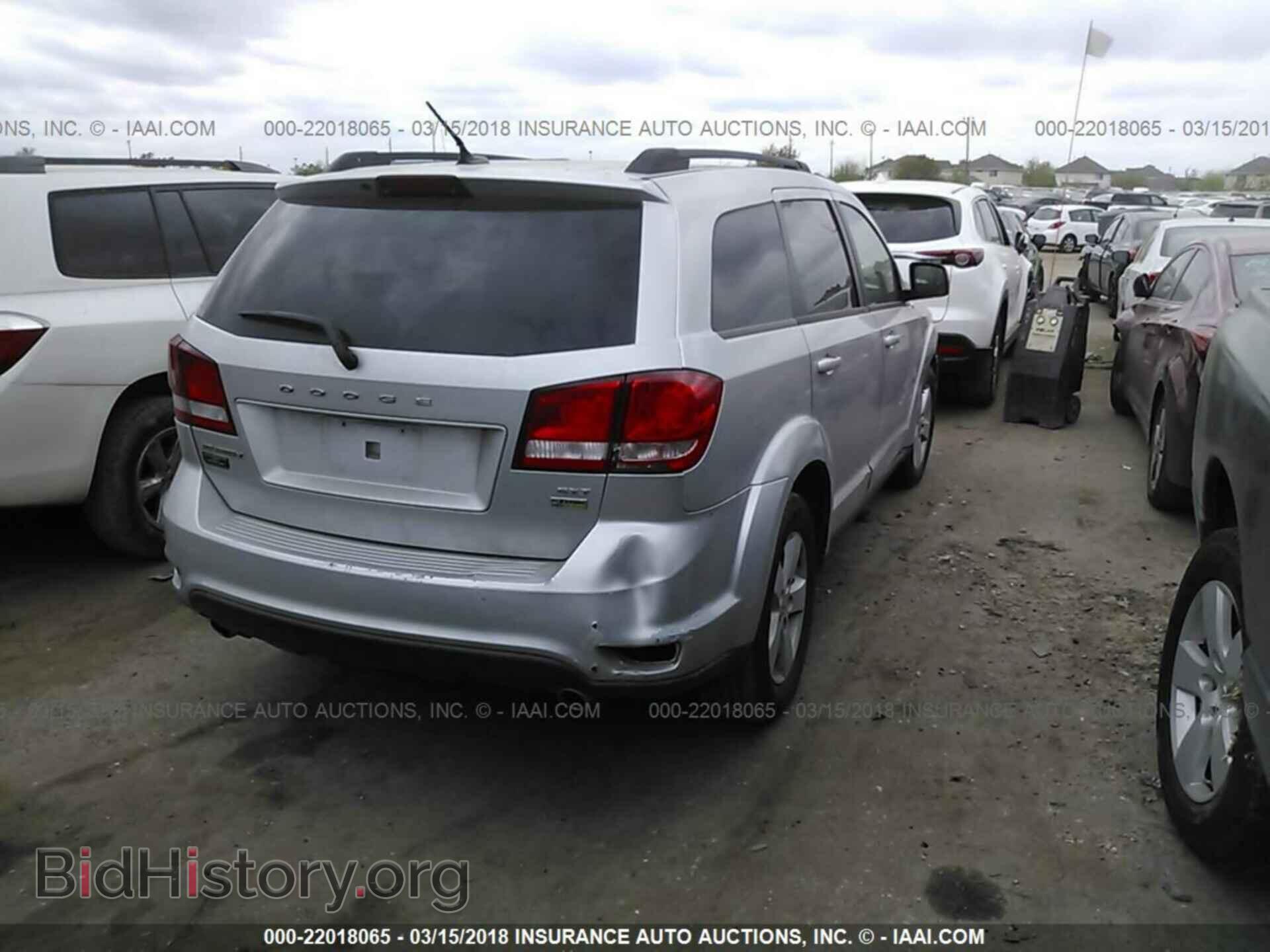 2013 Dodge Journey - VIN: 3C4PDCBG5DT506432 - Photo 4