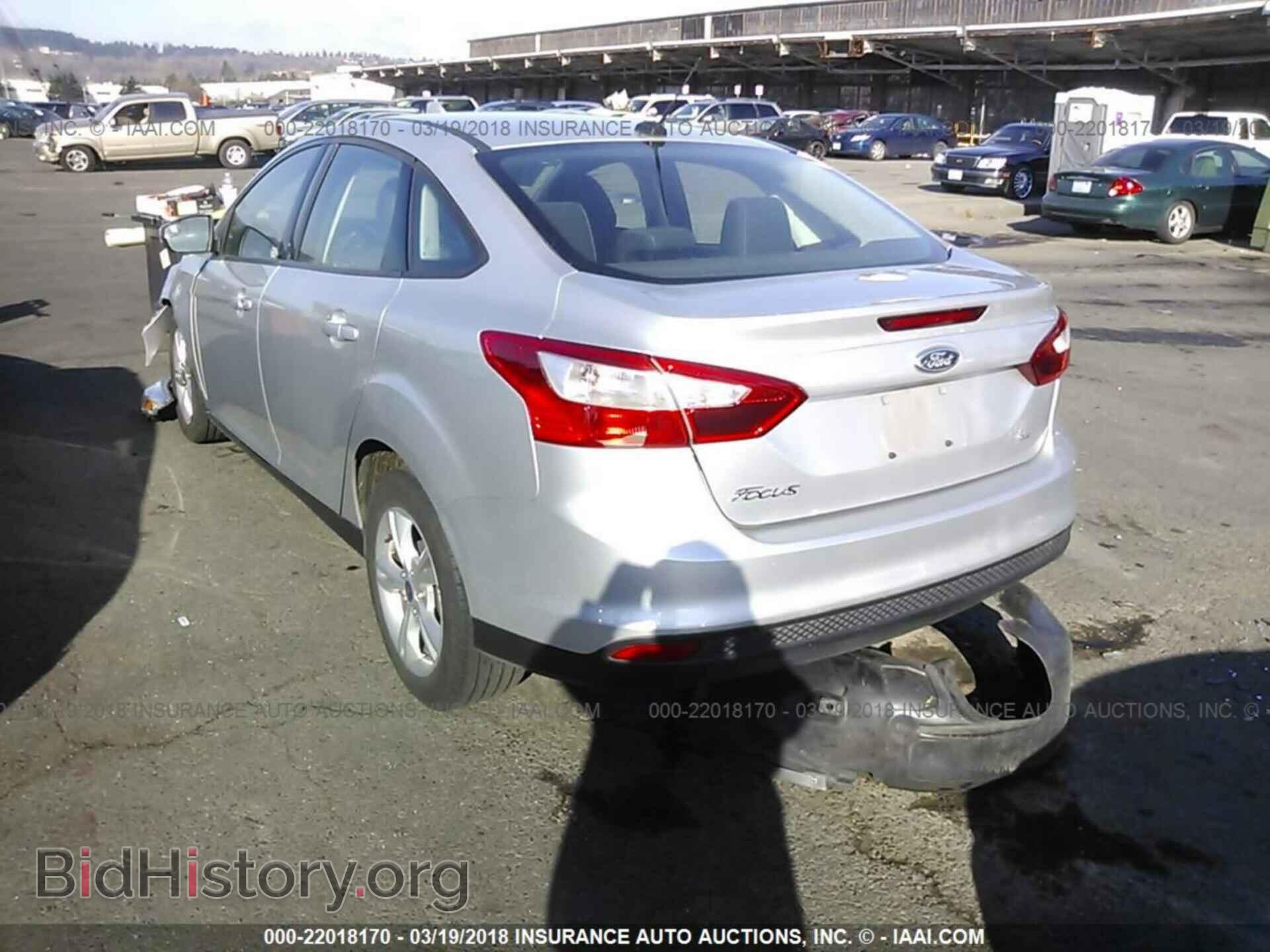 2013 Ford Focus - VIN: 1FADP3F23DL353561 - Photo 3